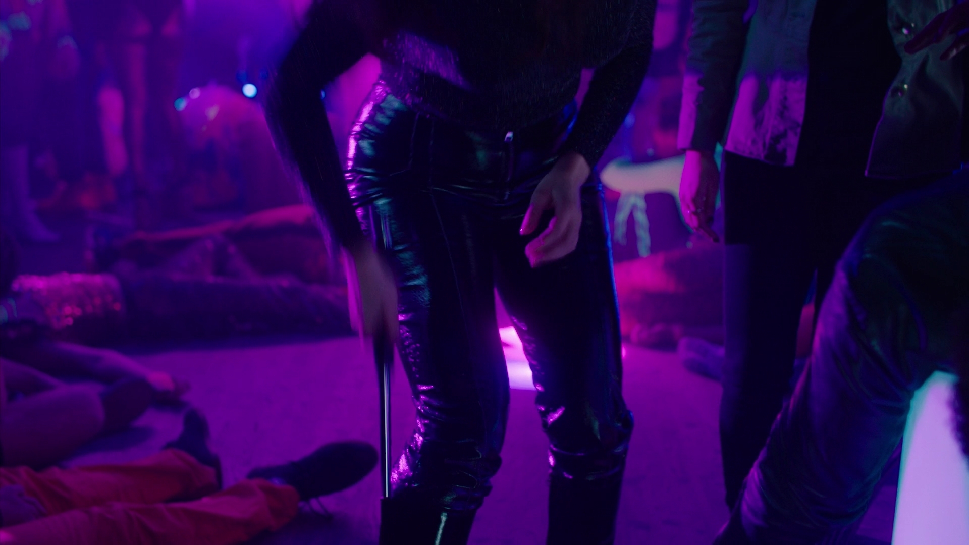 Charmed-Online-dot-nl_Charmed2x11DanceLikeNoOneIsWitching1876.jpg Charmed-Online-dot-nl_Charmed2x11DanceLikeNoOneIsWitching1876.jpg