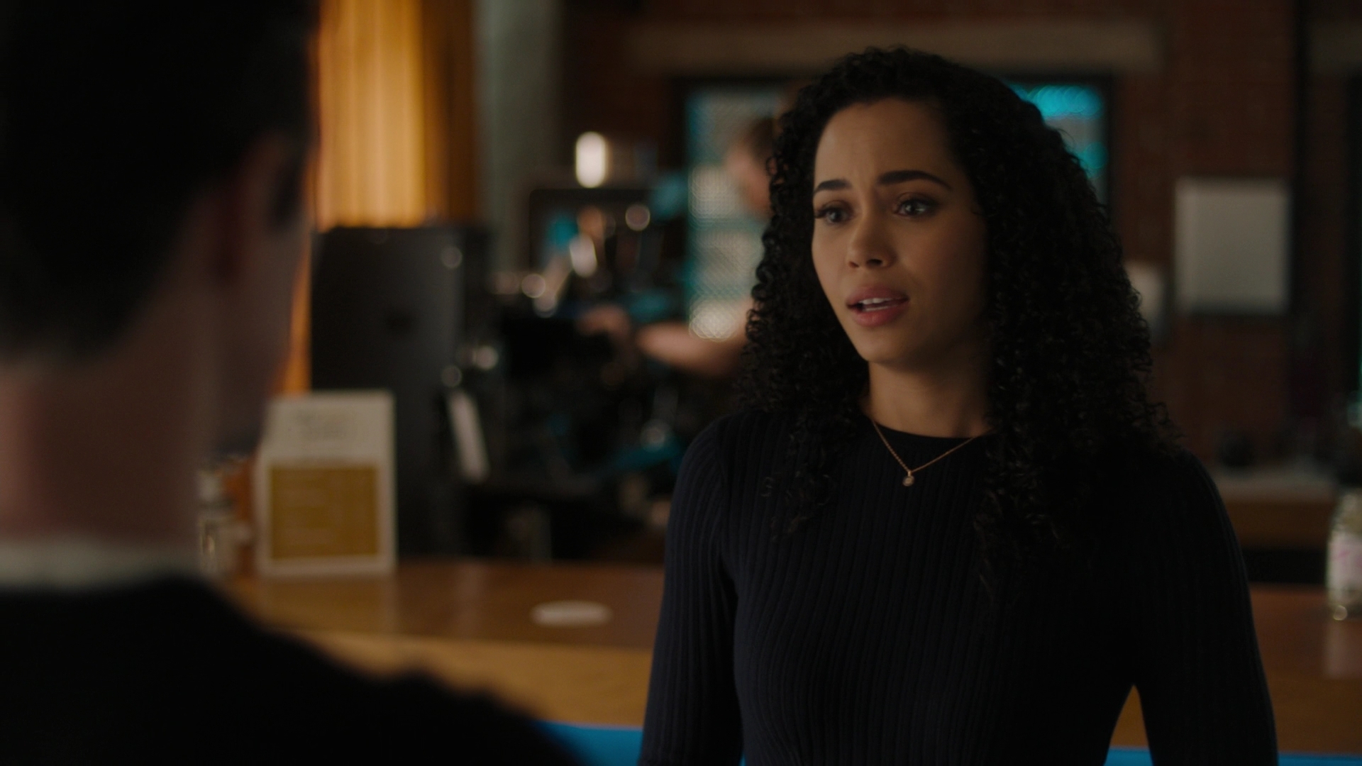 Charmed-Online-dot-nl_Charmed2x11DanceLikeNoOneIsWitching2166.jpg
