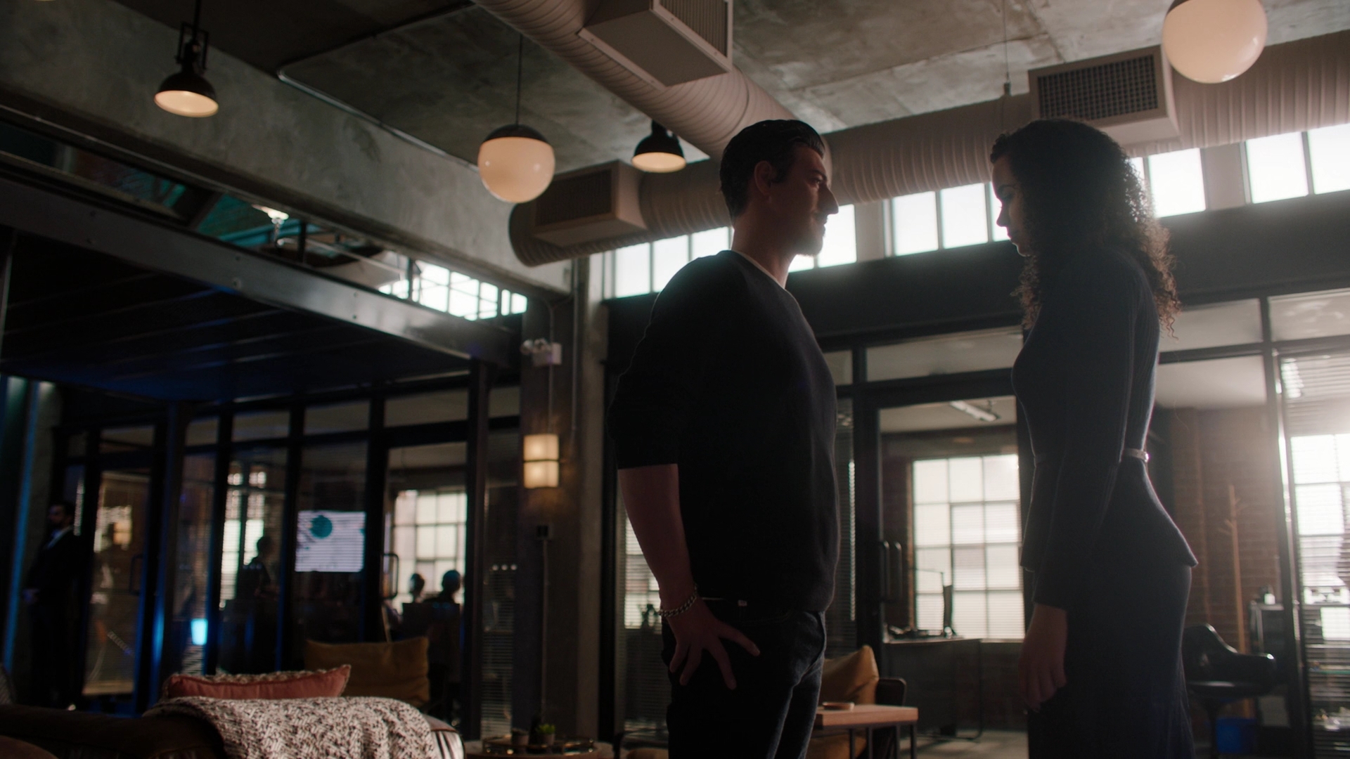 Charmed-Online-dot-nl_Charmed2x11DanceLikeNoOneIsWitching2173.jpg