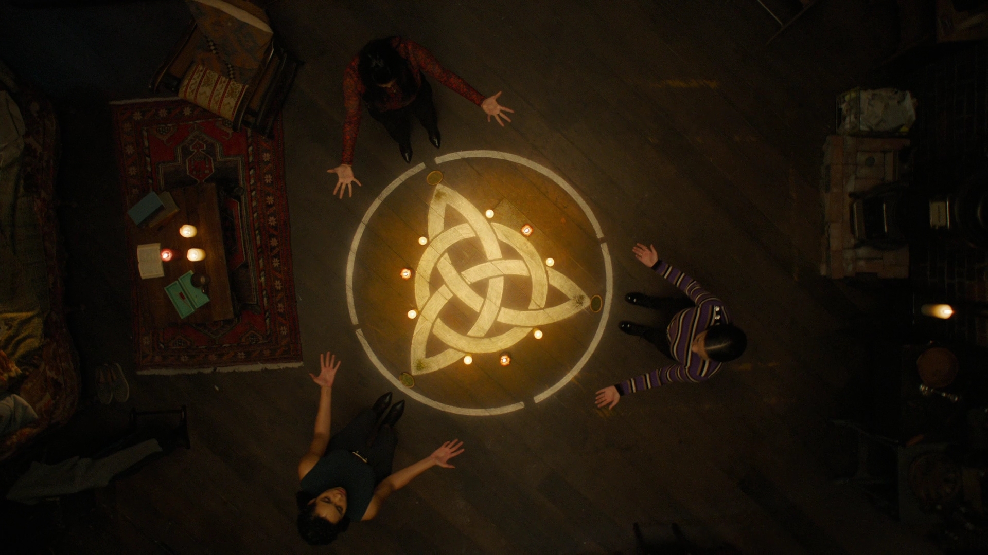 Charmed-Online-dot-nl_Charmed2x12NeedsToKnow0095.jpg