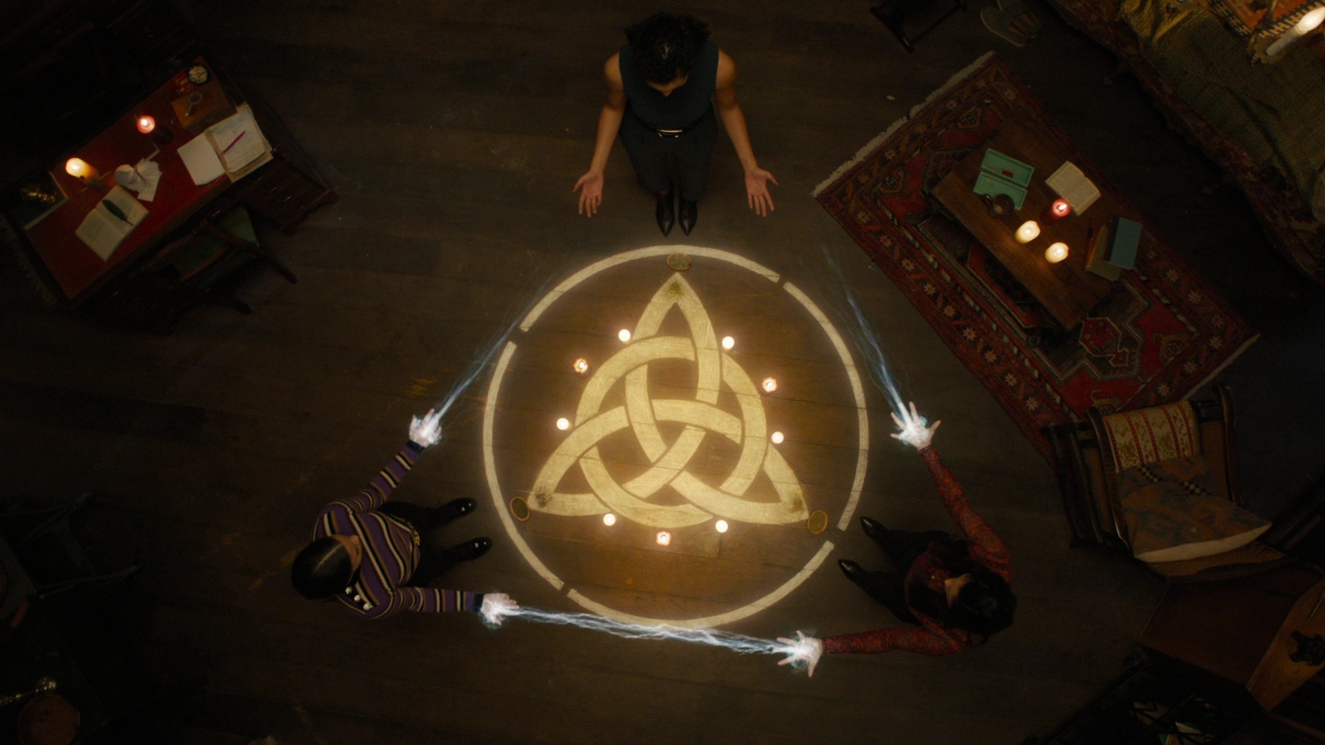 Charmed-Online-dot-nl_Charmed2x12NeedsToKnow0115.jpg