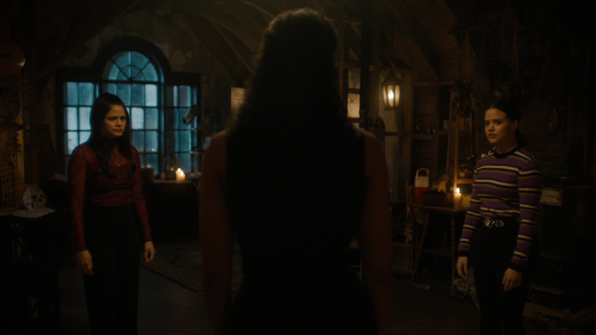 Charmed-Online-dot-nl_Charmed2x12NeedsToKnow0126.jpg