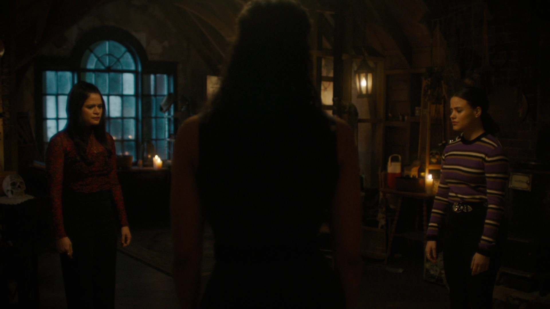 Charmed-Online-dot-nl_Charmed2x12NeedsToKnow0128.jpg