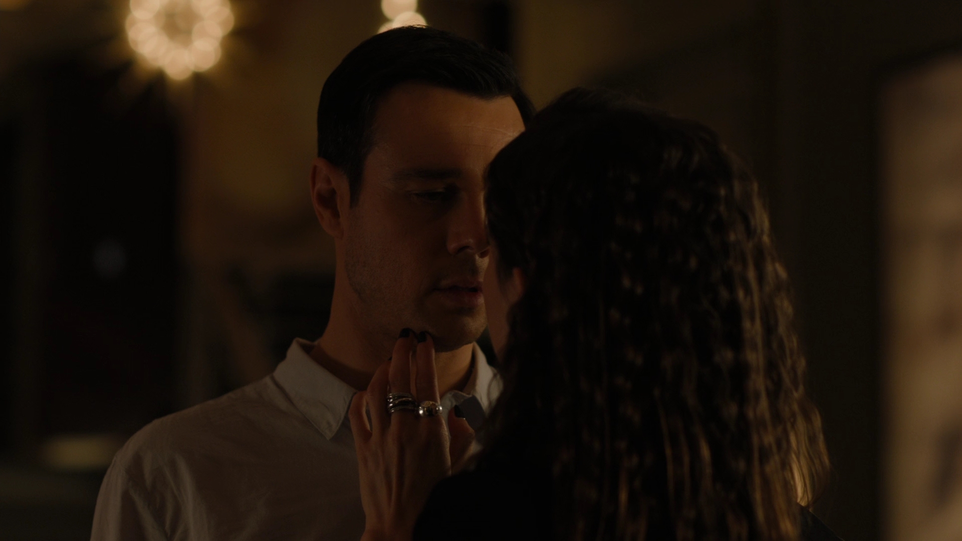 Charmed-Online-dot-nl_Charmed2x12NeedsToKnow0207.jpg Charmed-Online-dot-nl_Charmed2x12NeedsToKnow0207.jpg