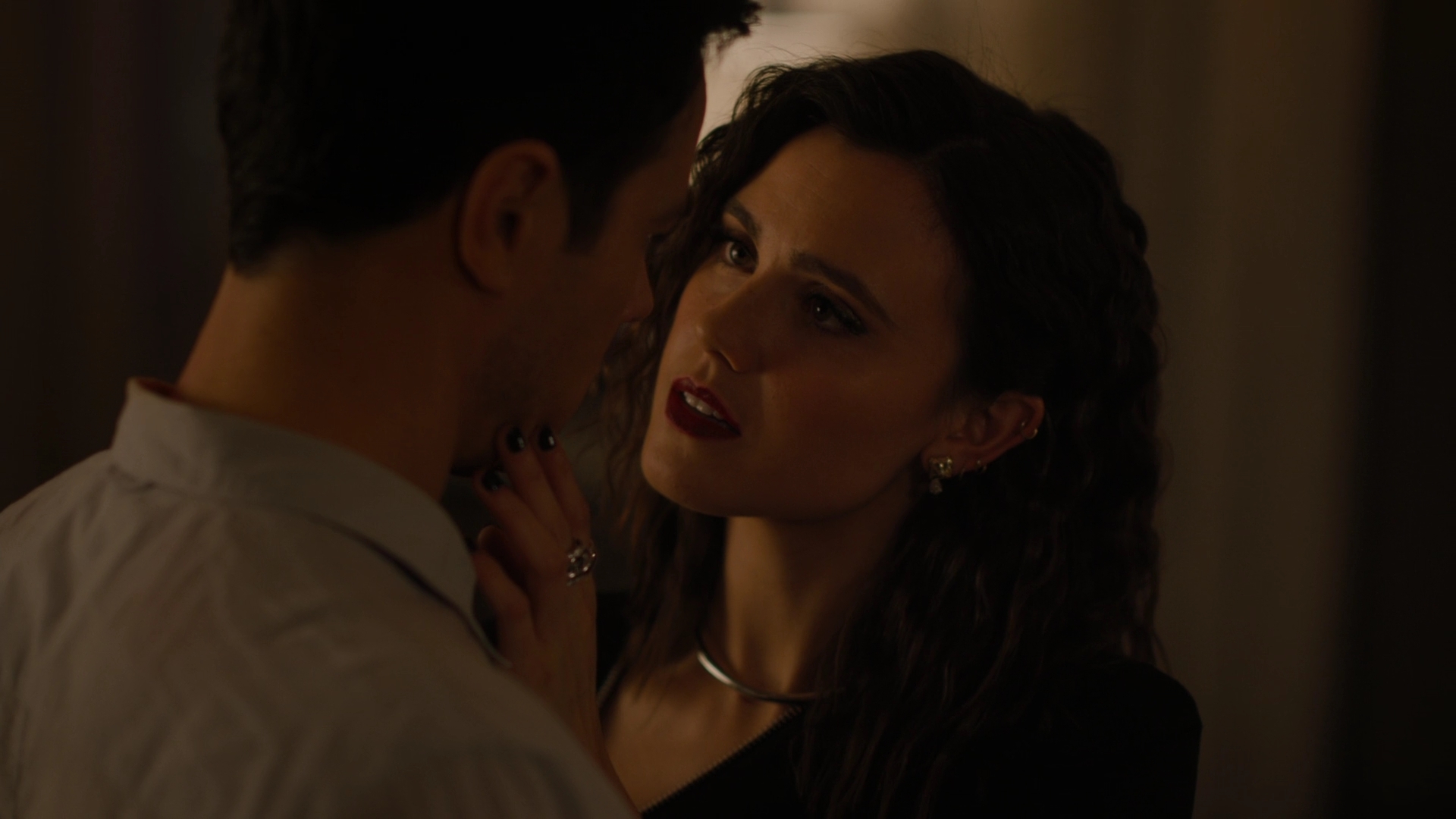 Charmed-Online-dot-nl_Charmed2x12NeedsToKnow0208.jpg