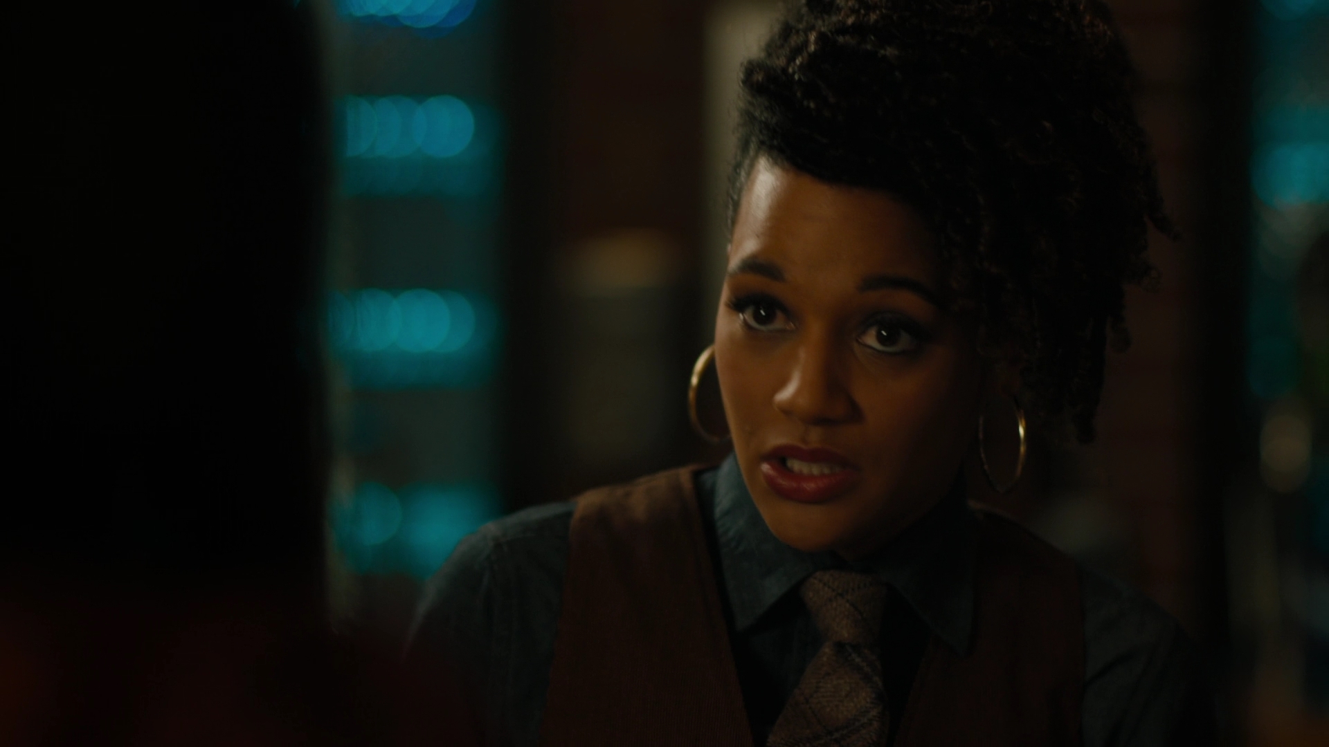 Charmed-Online-dot-nl_Charmed2x12NeedsToKnow0304.jpg