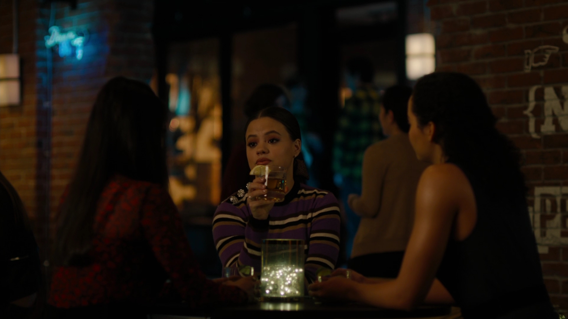 Charmed-Online-dot-nl_Charmed2x12NeedsToKnow0413.jpg Charmed-Online-dot-nl_Charmed2x12NeedsToKnow0413.jpg