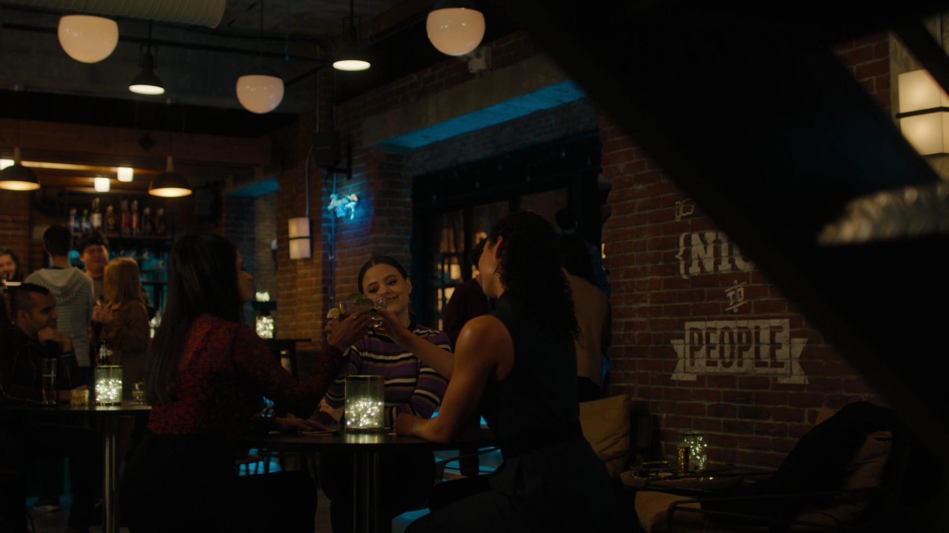 Charmed-Online-dot-nl_Charmed2x12NeedsToKnow0422.jpg
