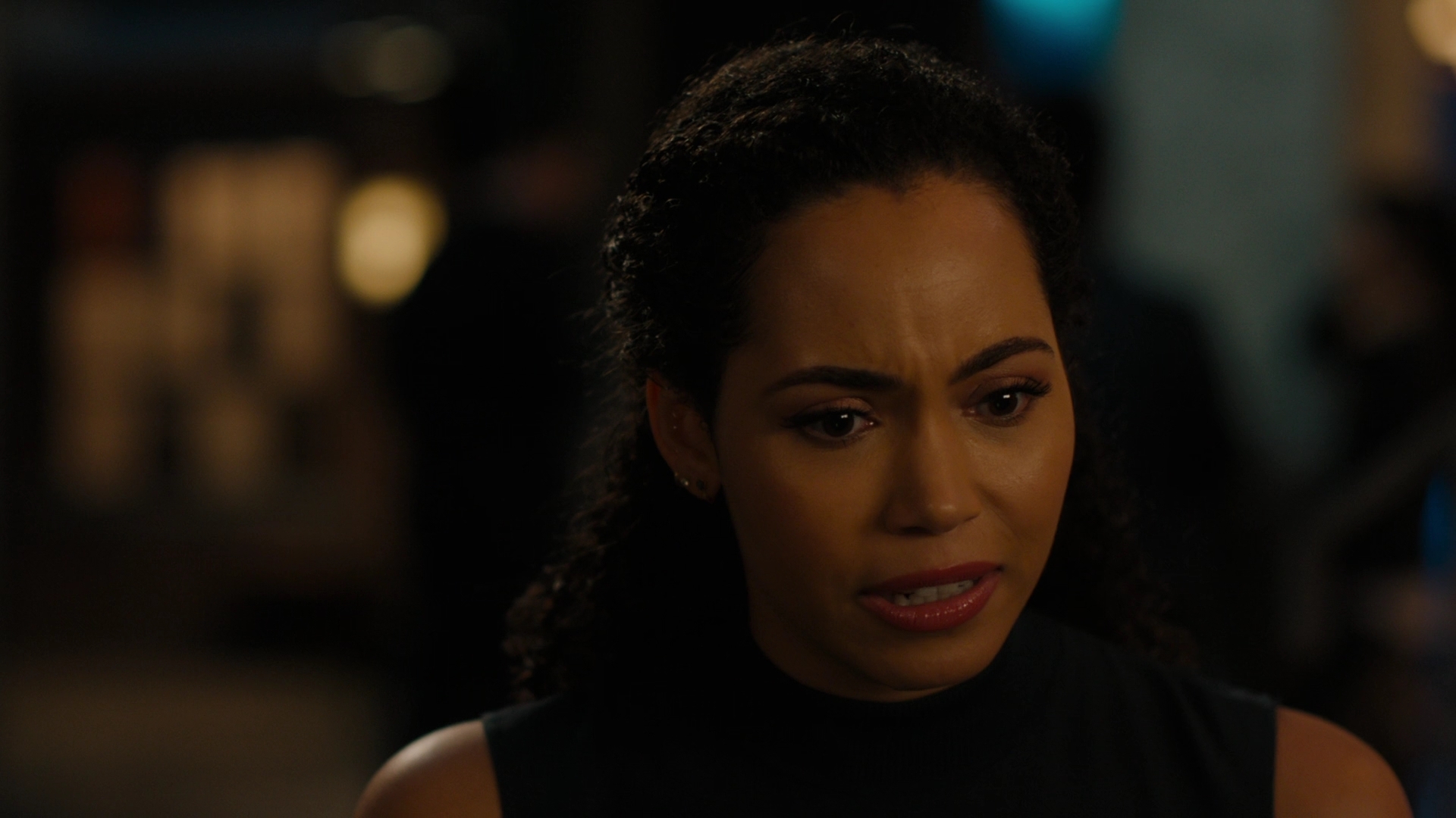 Charmed-Online-dot-nl_Charmed2x12NeedsToKnow0435.jpg