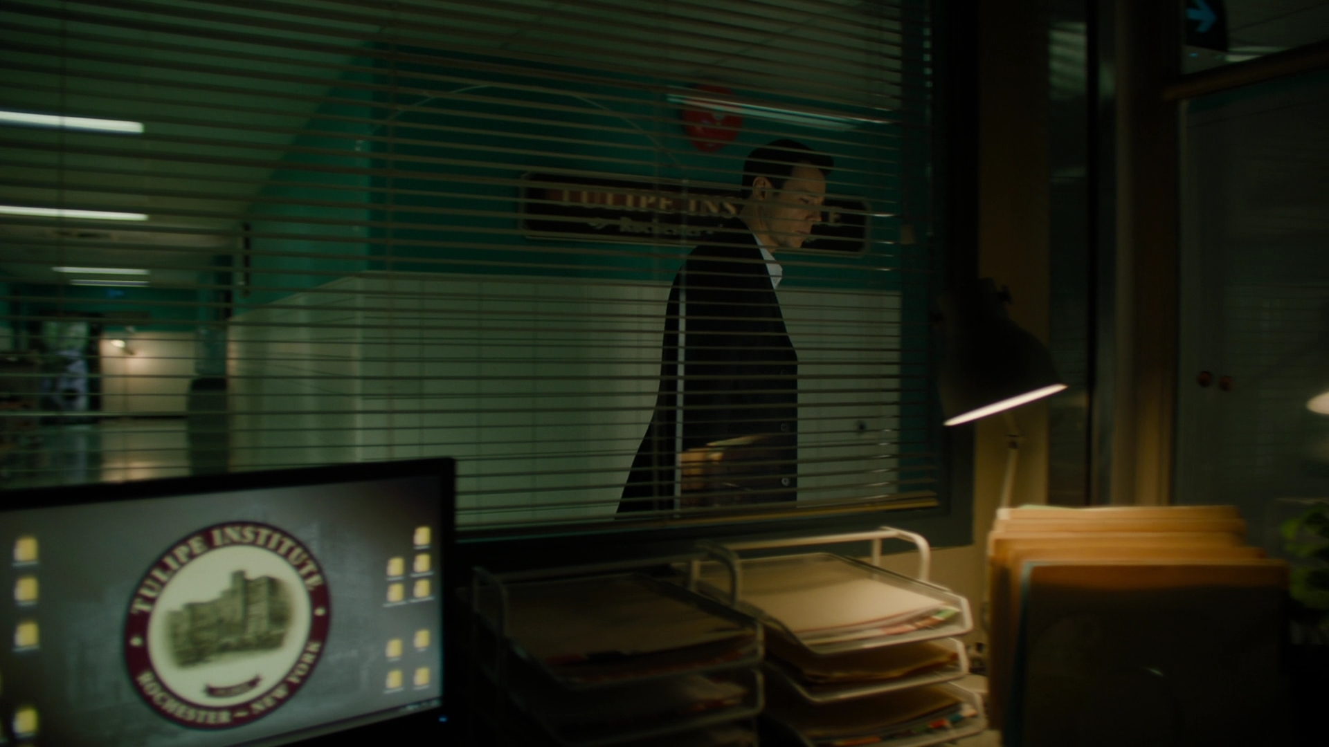 Charmed-Online-dot-nl_Charmed2x12NeedsToKnow0452.jpg