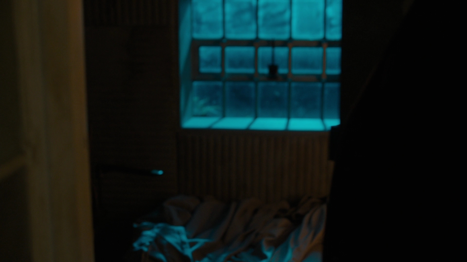 Charmed-Online-dot-nl_Charmed2x12NeedsToKnow0508.jpg