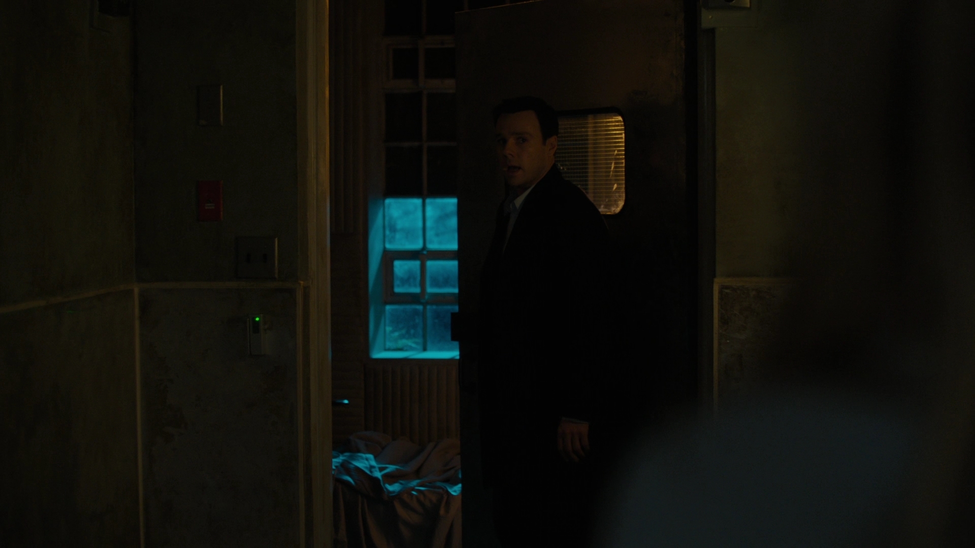 Charmed-Online-dot-nl_Charmed2x12NeedsToKnow0519.jpg