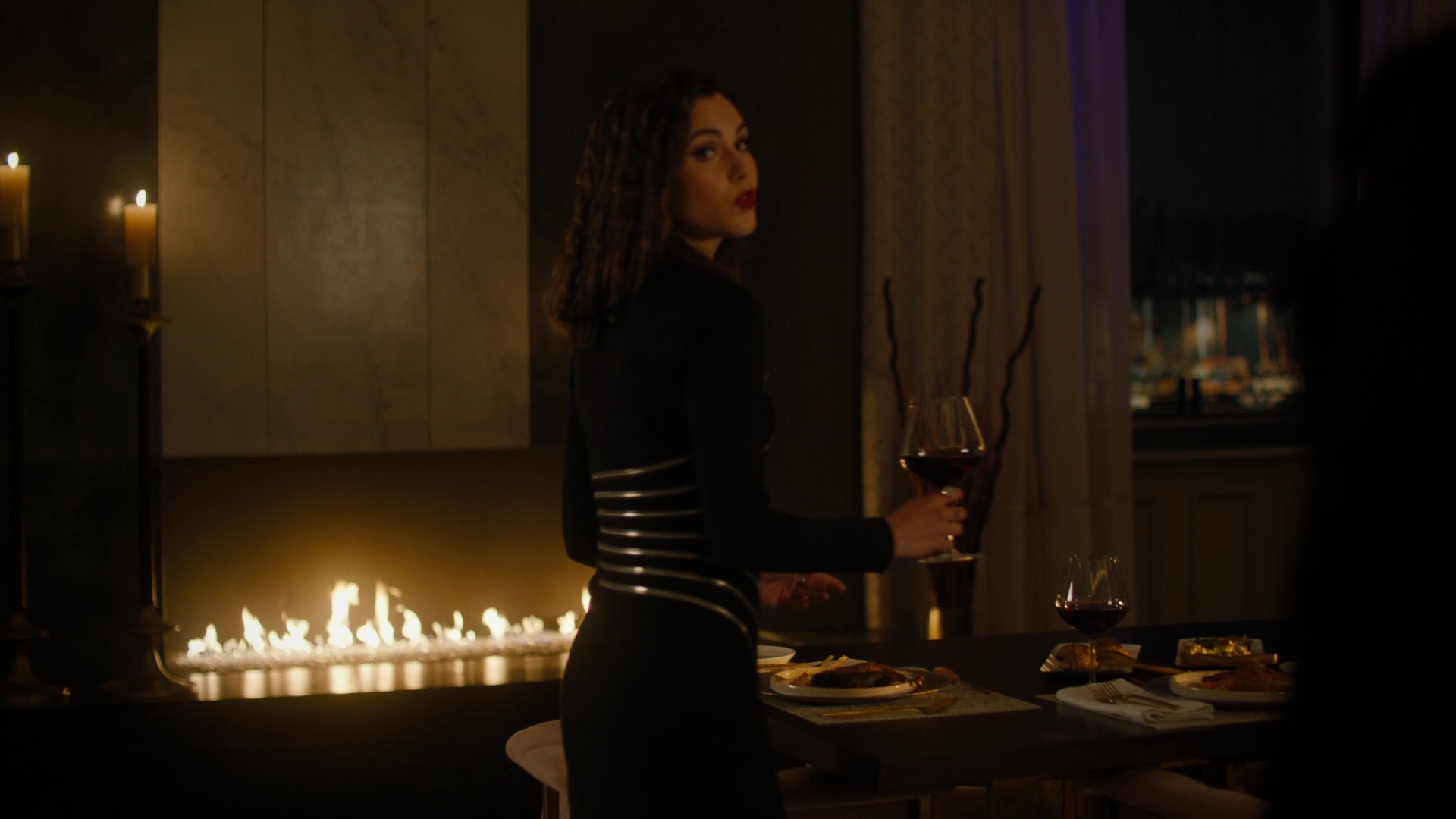 Charmed-Online-dot-nl_Charmed2x12NeedsToKnow0737.jpg Charmed-Online-dot-nl_Charmed2x12NeedsToKnow0737.jpg