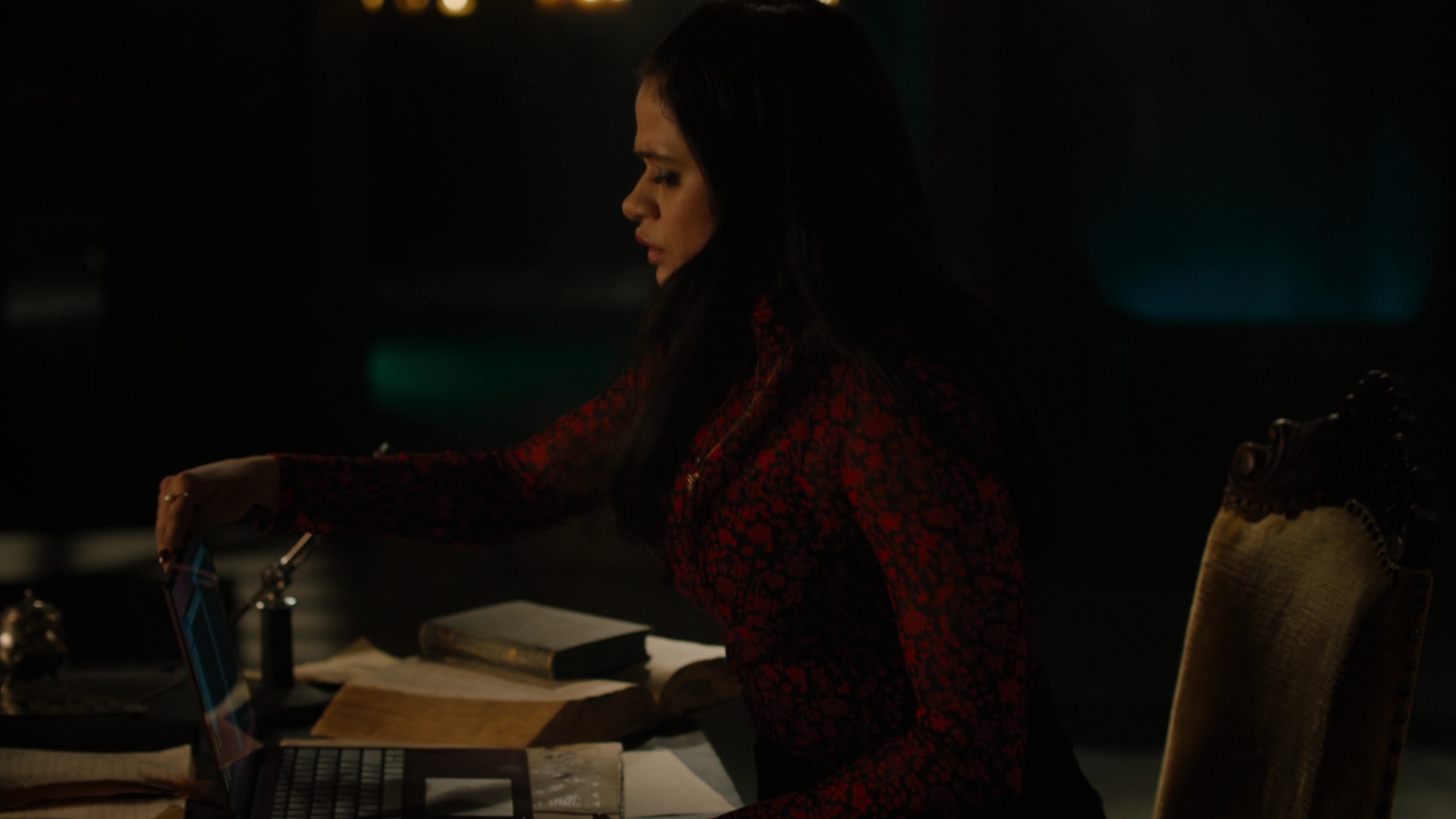 Charmed-Online-dot-nl_Charmed2x12NeedsToKnow0830.jpg Charmed-Online-dot-nl_Charmed2x12NeedsToKnow0830.jpg