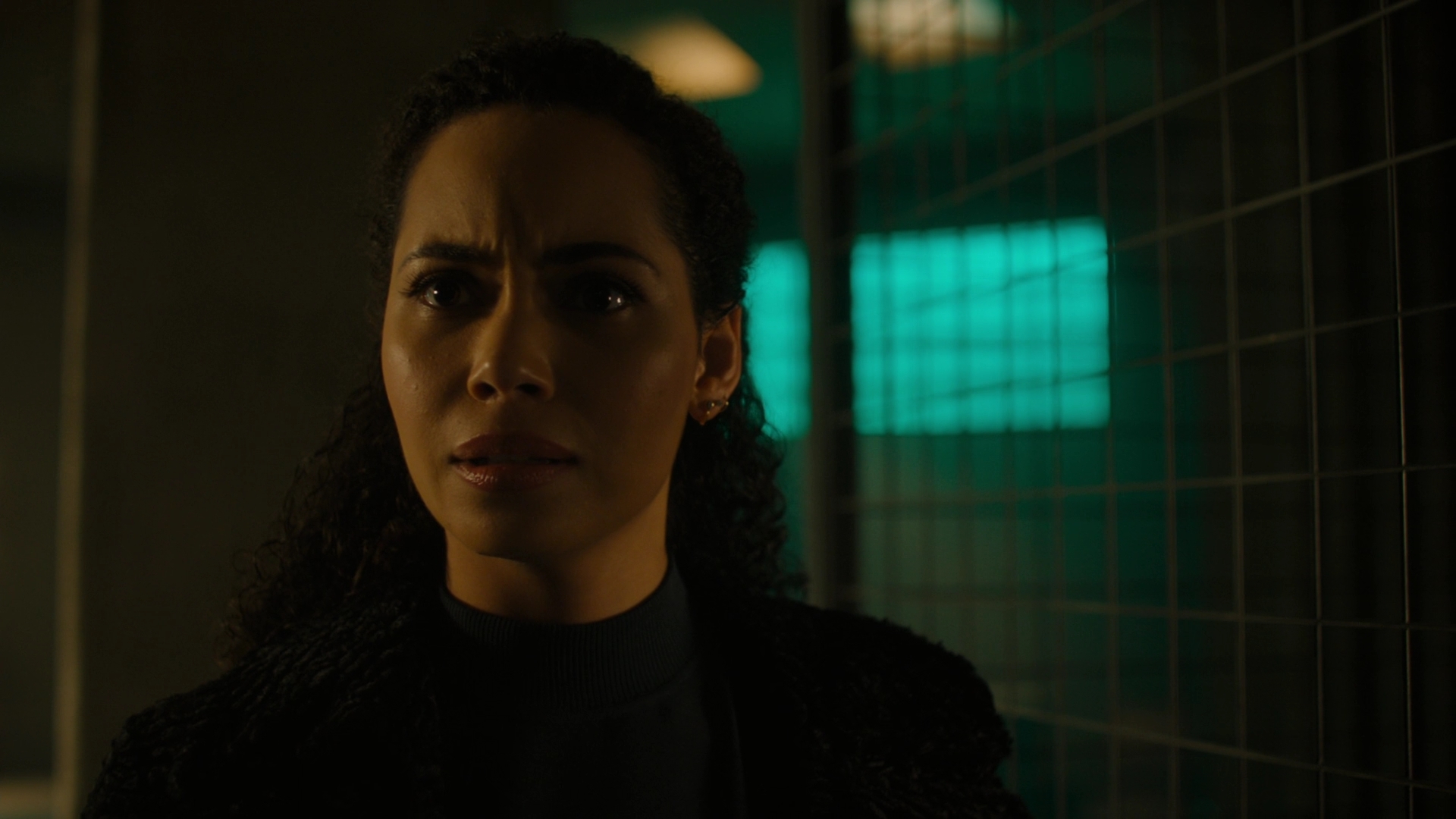 Charmed-Online-dot-nl_Charmed2x12NeedsToKnow0941.jpg