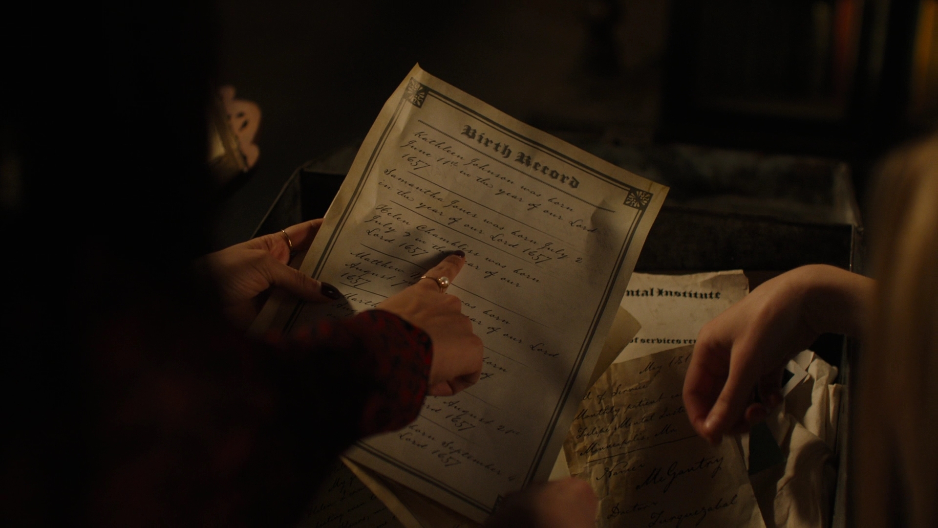 Charmed-Online-dot-nl_Charmed2x12NeedsToKnow1010.jpg