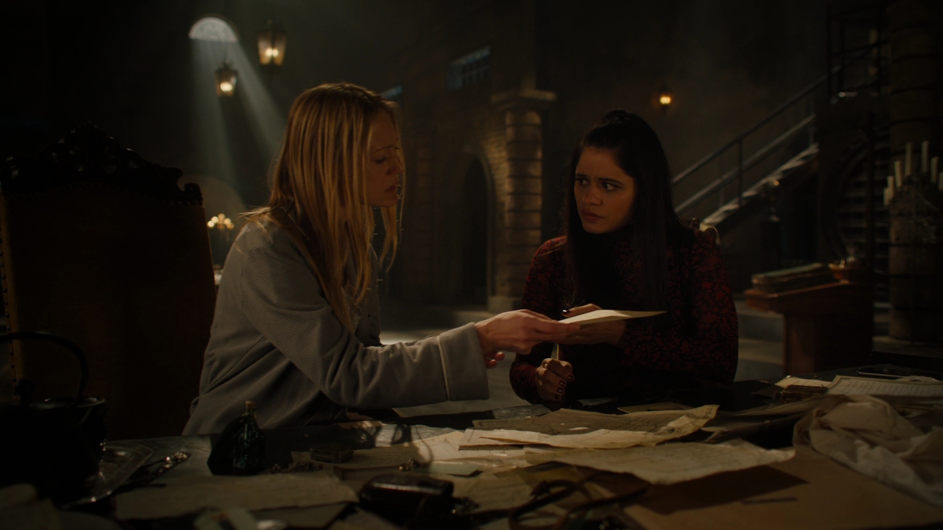 Charmed-Online-dot-nl_Charmed2x12NeedsToKnow1273.jpg Charmed-Online-dot-nl_Charmed2x12NeedsToKnow1273.jpg