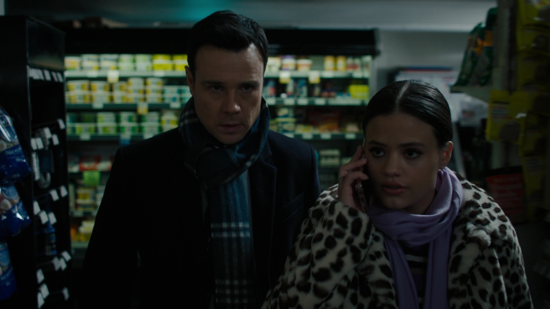 Charmed-Online-dot-nl_Charmed2x12NeedsToKnow1332.jpg Charmed-Online-dot-nl_Charmed2x12NeedsToKnow1332.jpg