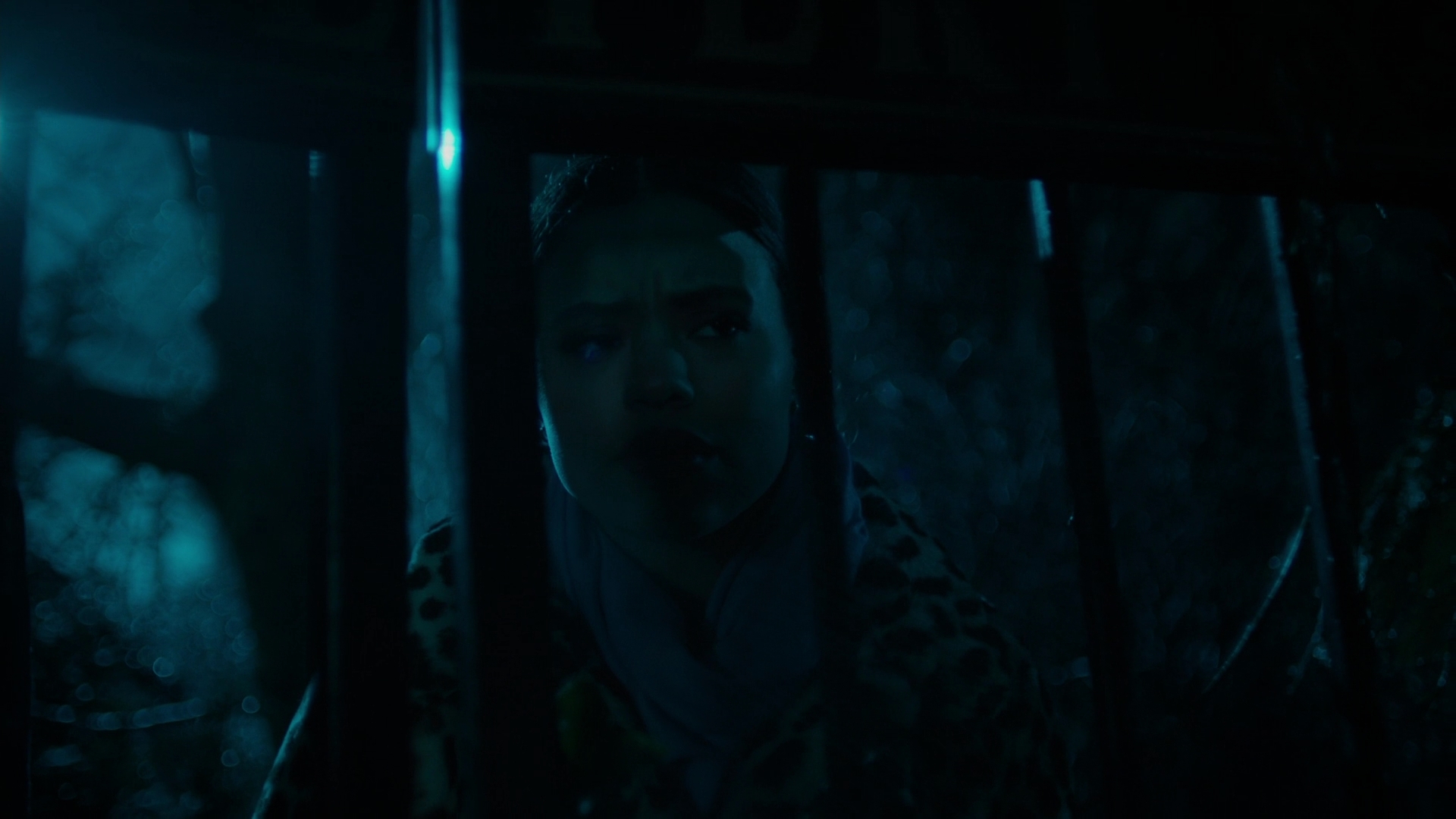 Charmed-Online-dot-nl_Charmed2x12NeedsToKnow1359.jpg Charmed-Online-dot-nl_Charmed2x12NeedsToKnow1359.jpg