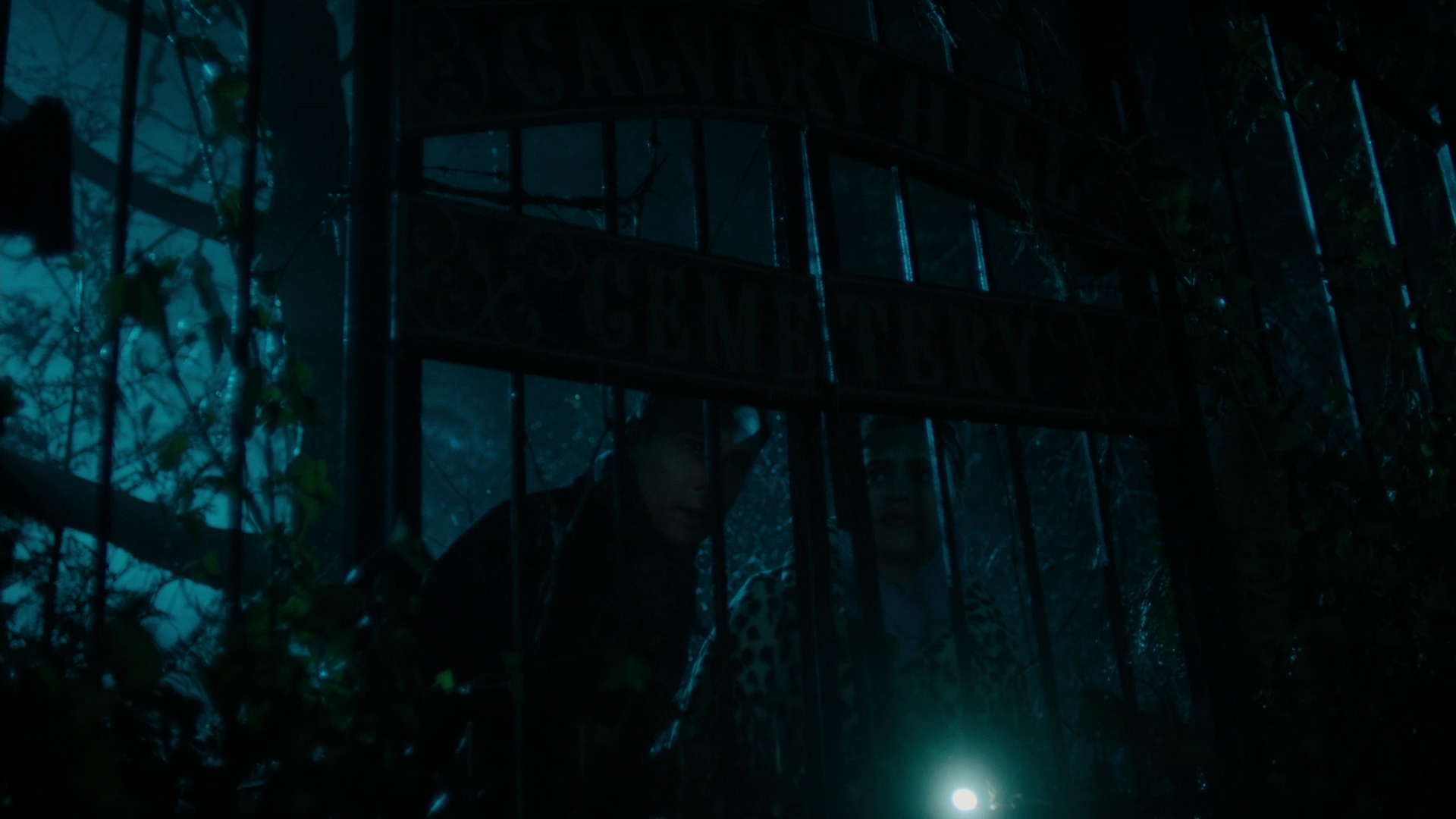 Charmed-Online-dot-nl_Charmed2x12NeedsToKnow1367.jpg Charmed-Online-dot-nl_Charmed2x12NeedsToKnow1367.jpg