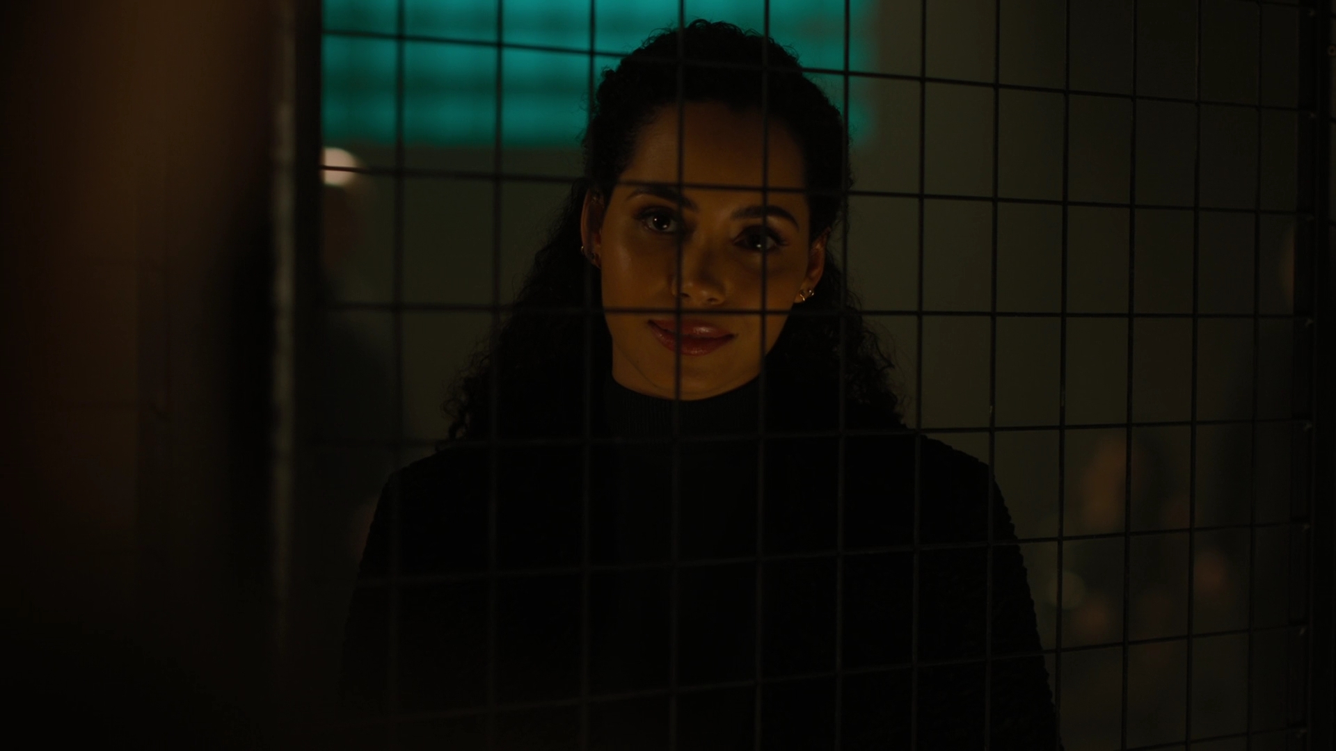 Charmed-Online-dot-nl_Charmed2x12NeedsToKnow1477.jpg Charmed-Online-dot-nl_Charmed2x12NeedsToKnow1477.jpg