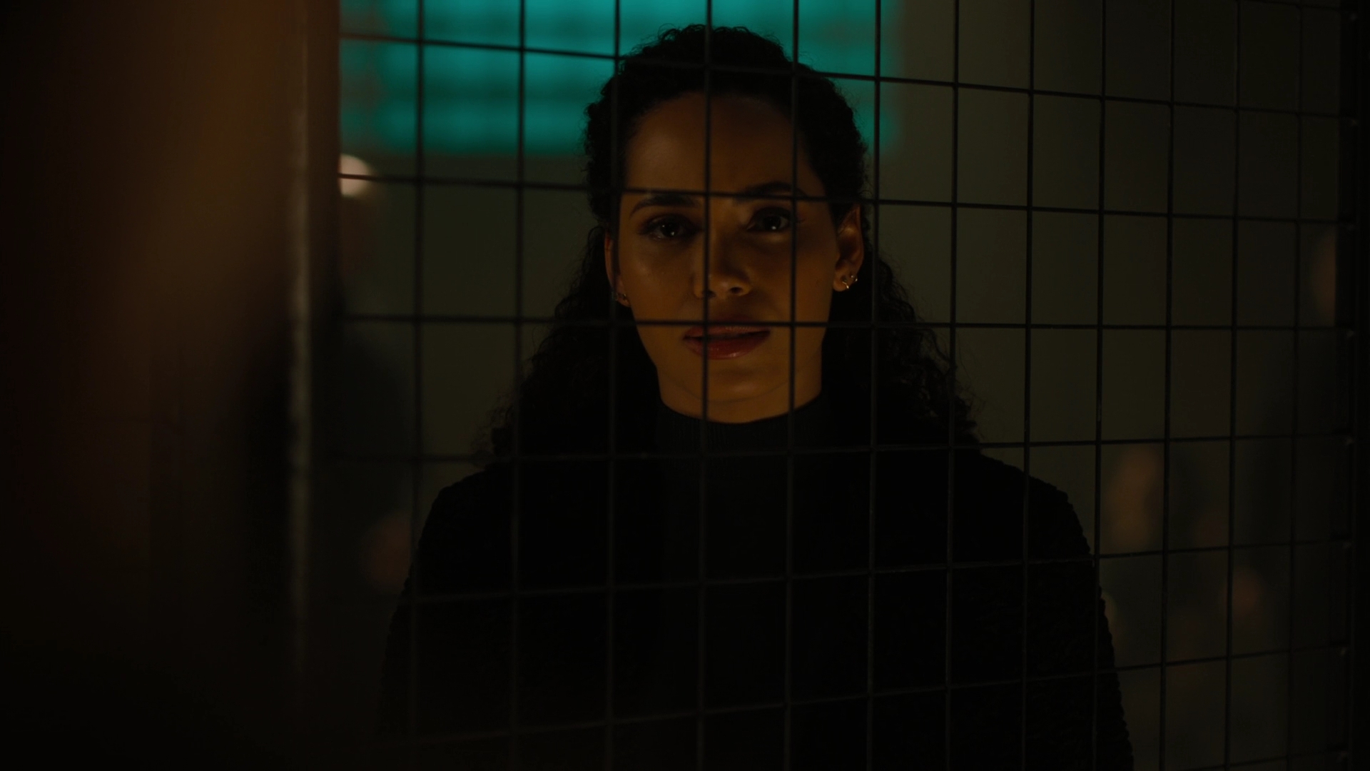 Charmed-Online-dot-nl_Charmed2x12NeedsToKnow1492.jpg Charmed-Online-dot-nl_Charmed2x12NeedsToKnow1492.jpg