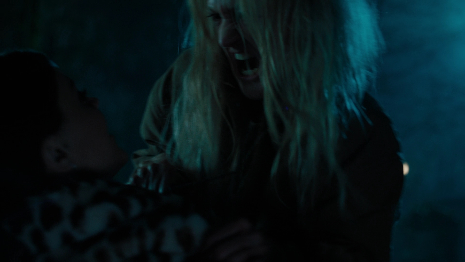 Charmed-Online-dot-nl_Charmed2x12NeedsToKnow1713.jpg Charmed-Online-dot-nl_Charmed2x12NeedsToKnow1713.jpg