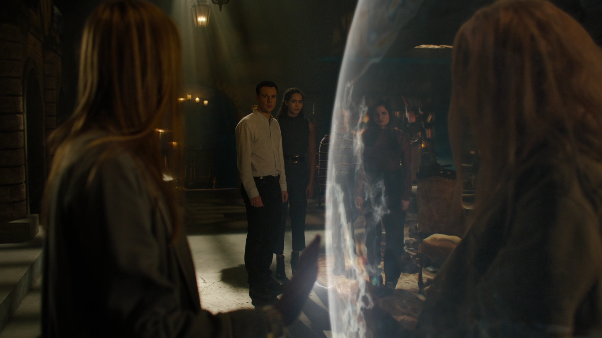 Charmed-Online-dot-nl_Charmed2x12NeedsToKnow1963.jpg Charmed-Online-dot-nl_Charmed2x12NeedsToKnow1963.jpg