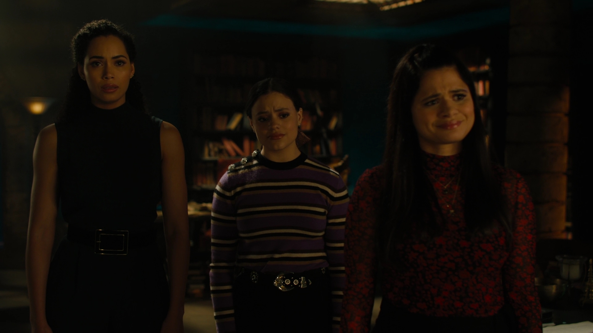 Charmed-Online-dot-nl_Charmed2x12NeedsToKnow2022.jpg Charmed-Online-dot-nl_Charmed2x12NeedsToKnow2022.jpg