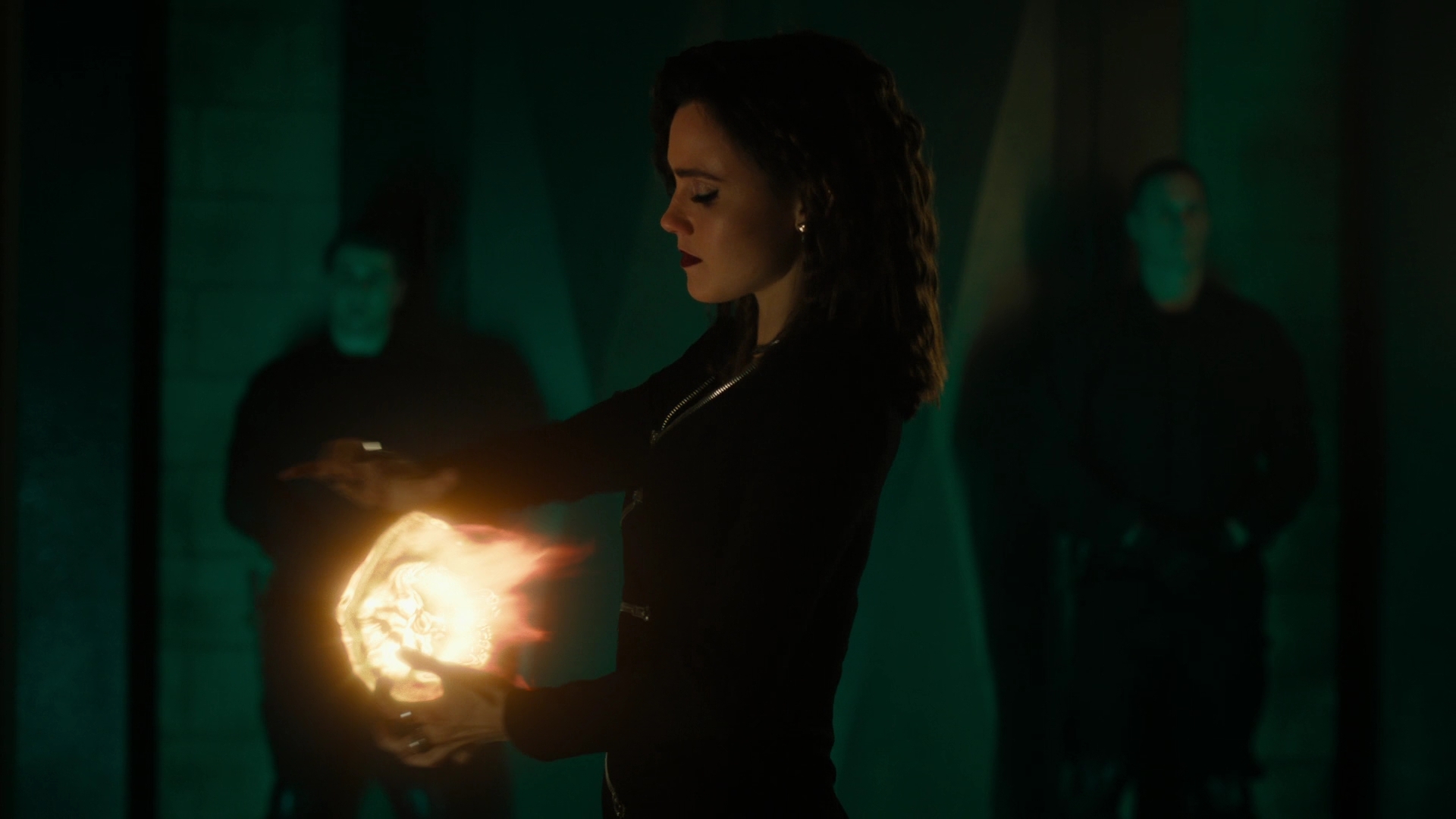 Charmed-Online-dot-nl_Charmed2x12NeedsToKnow2449.jpg
