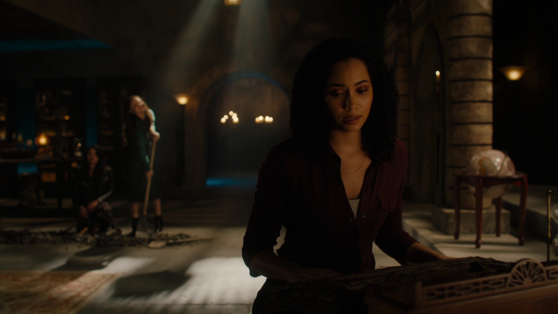 Charmed-Online-dot-nl-Charmed2x13BreakingTheCycle0535.jpg