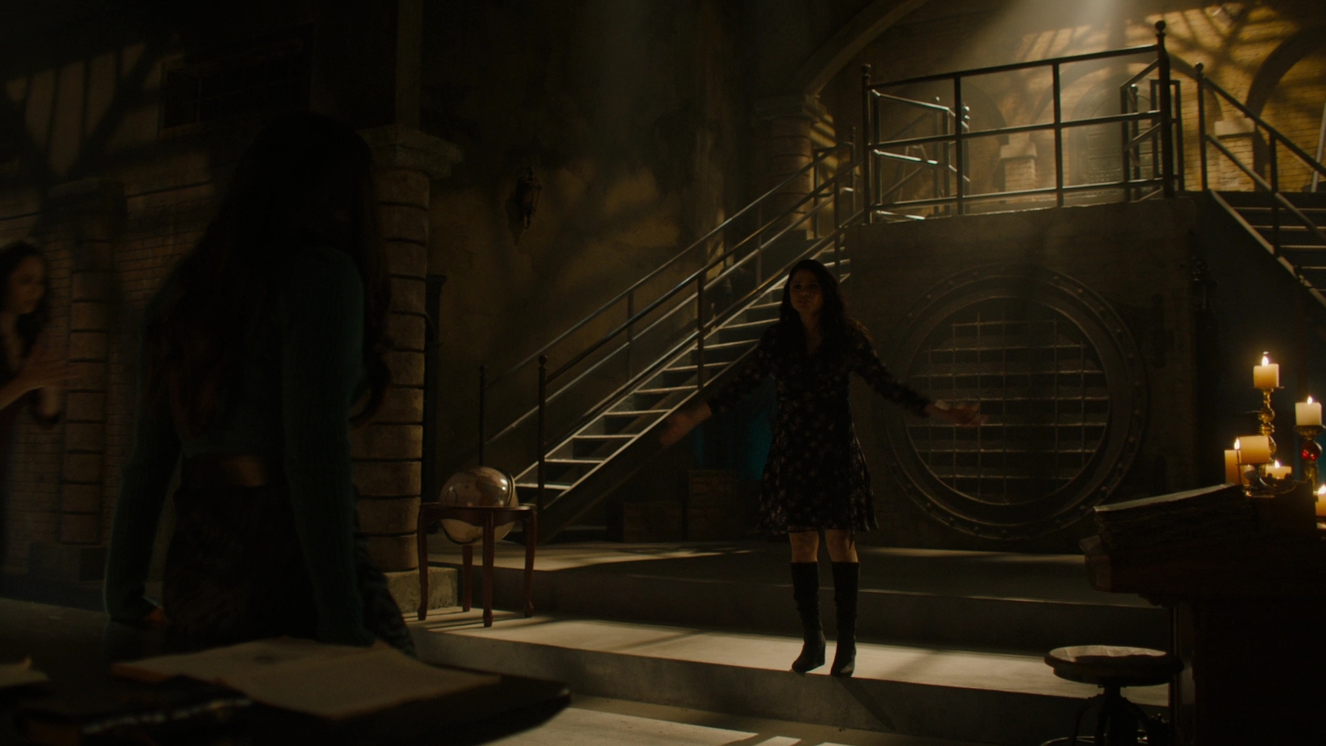 Charmed-Online-dot-nl-Charmed2x13BreakingTheCycle0765.jpg