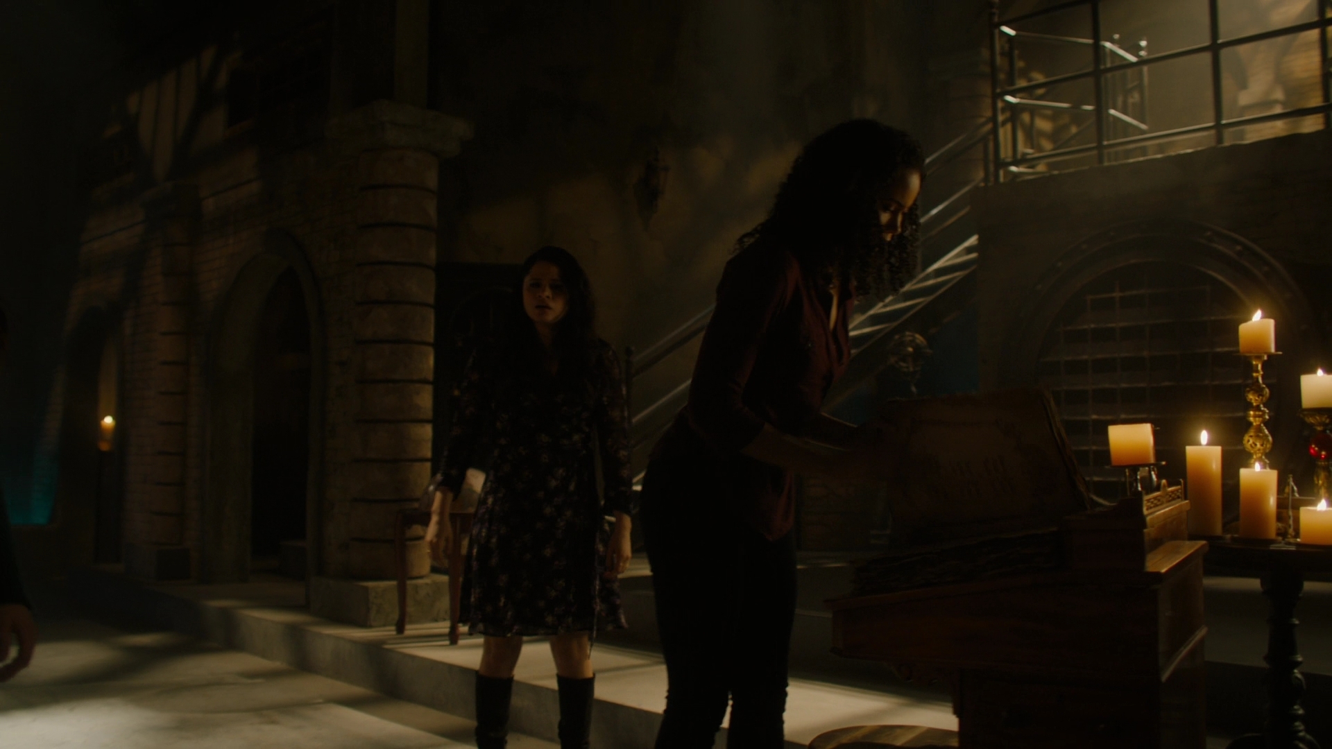 Charmed-Online-dot-nl-Charmed2x13BreakingTheCycle0768.jpg
