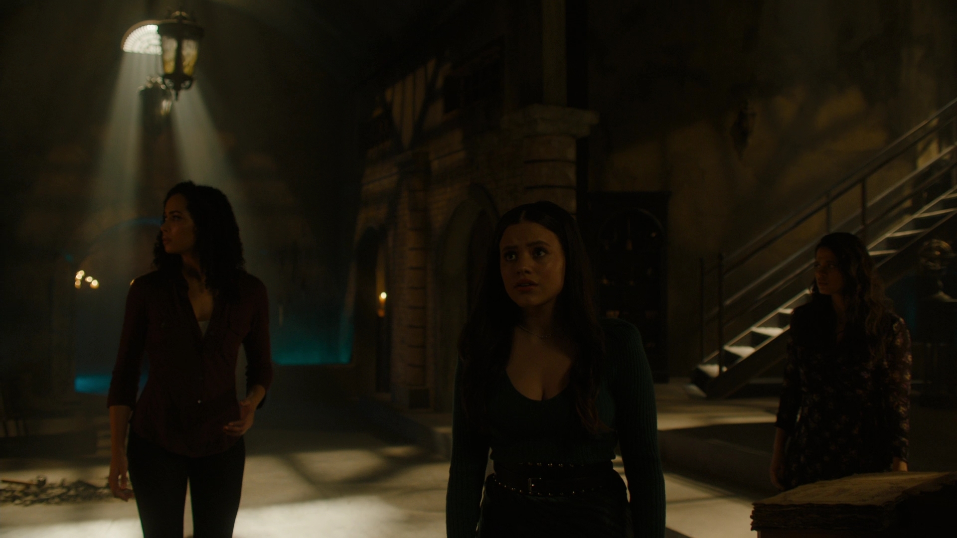 Charmed-Online-dot-nl-Charmed2x13BreakingTheCycle0813.jpg Charmed-Online-dot-nl-Charmed2x13BreakingTheCycle0813.jpg