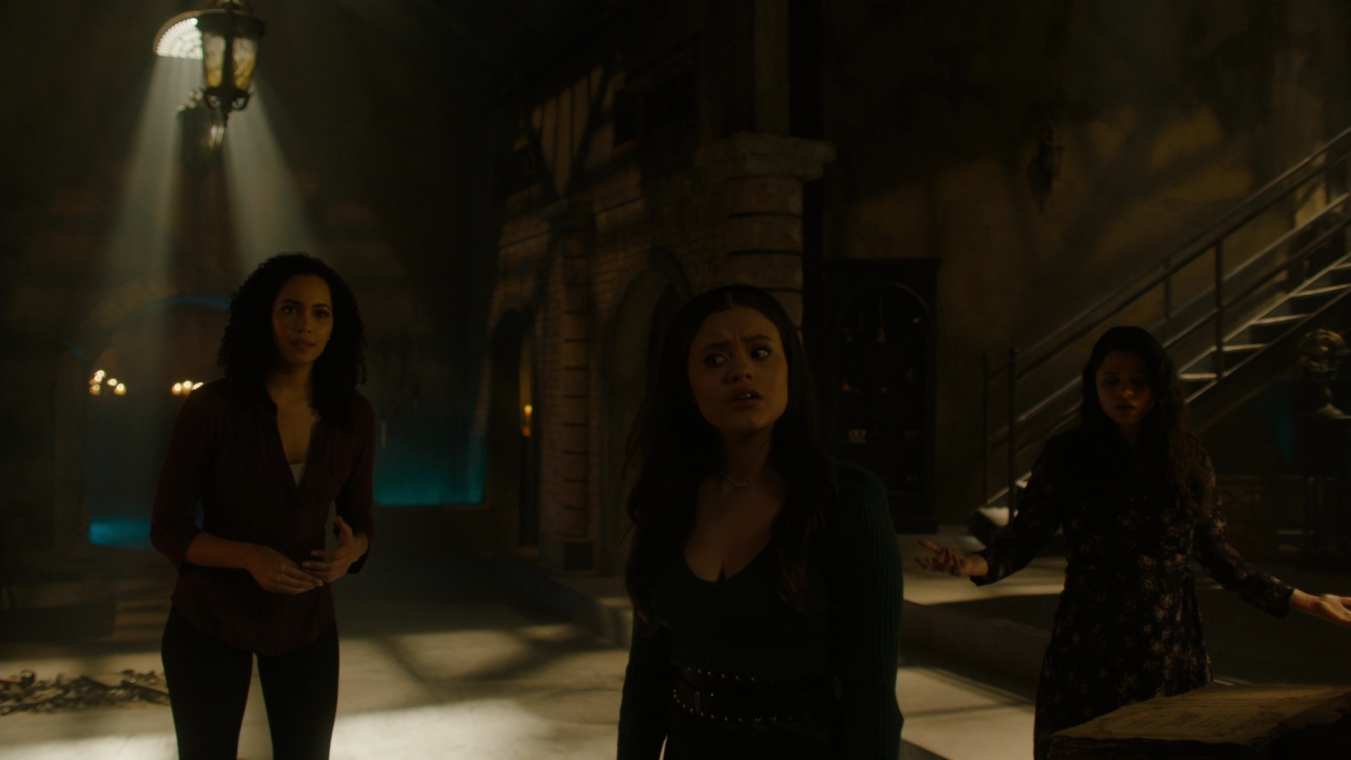 Charmed-Online-dot-nl-Charmed2x13BreakingTheCycle0835.jpg