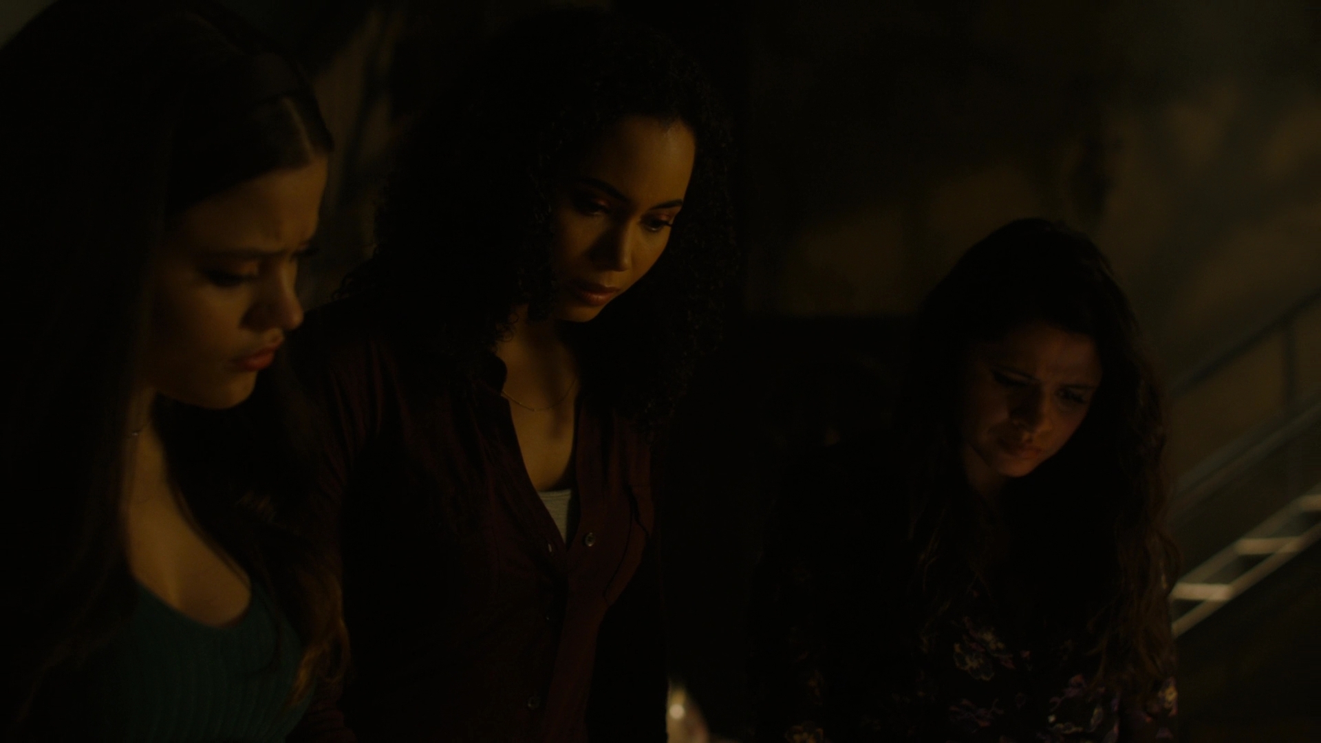 Charmed-Online-dot-nl-Charmed2x13BreakingTheCycle0860.jpg