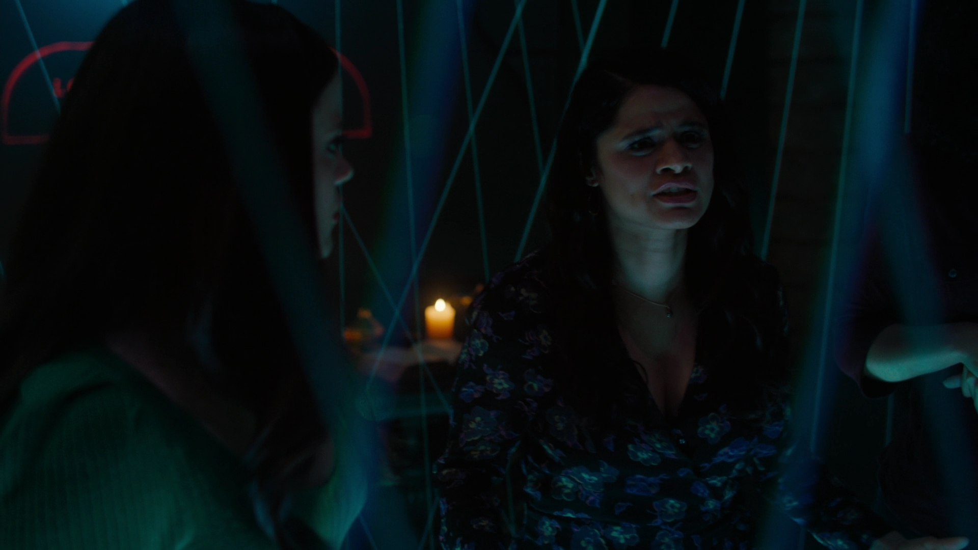 Charmed-Online-dot-nl-Charmed2x13BreakingTheCycle1383.jpg