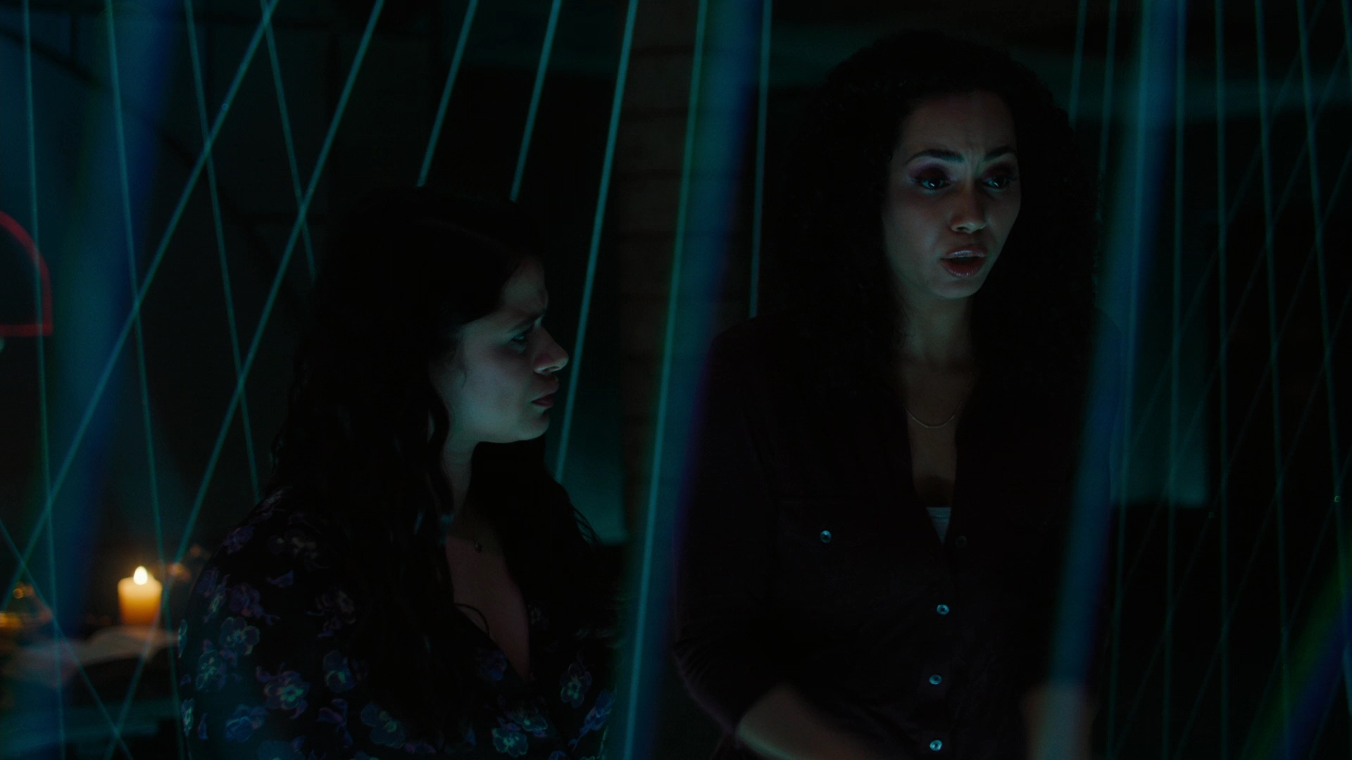 Charmed-Online-dot-nl-Charmed2x13BreakingTheCycle1406.jpg Charmed-Online-dot-nl-Charmed2x13BreakingTheCycle1406.jpg