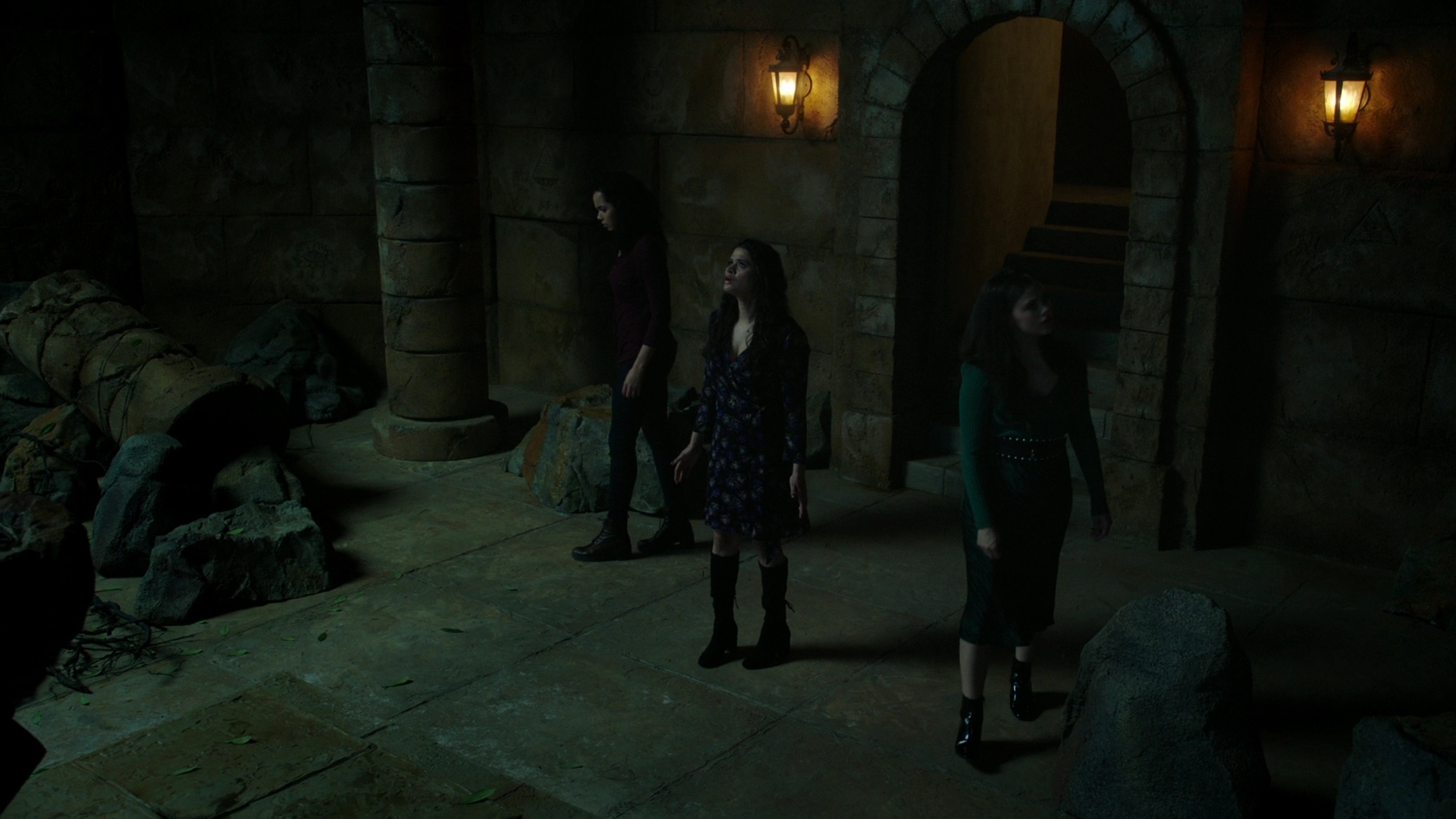 Charmed-Online-dot-nl-Charmed2x13BreakingTheCycle1531.jpg