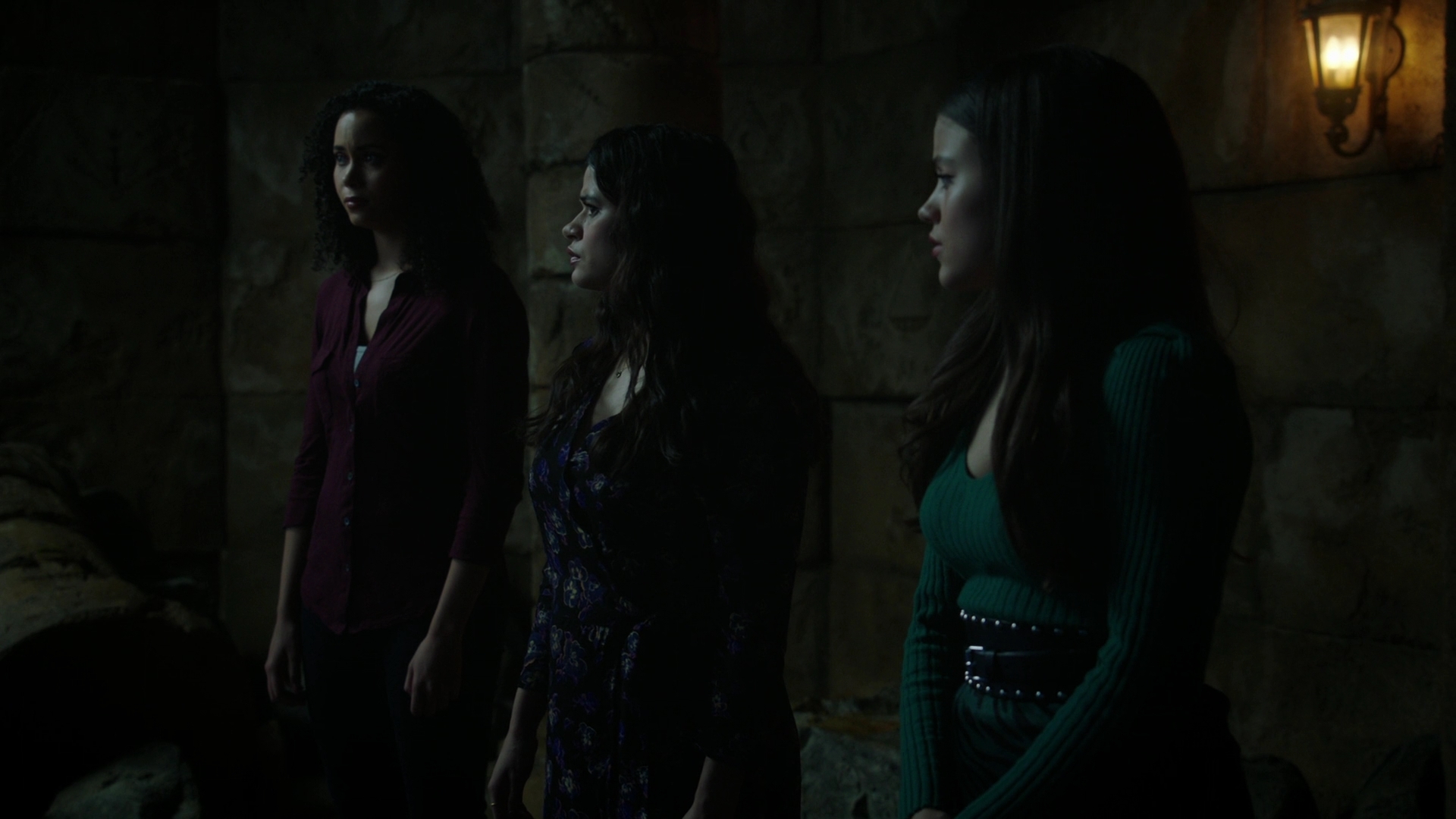 Charmed-Online-dot-nl-Charmed2x13BreakingTheCycle1729.jpg