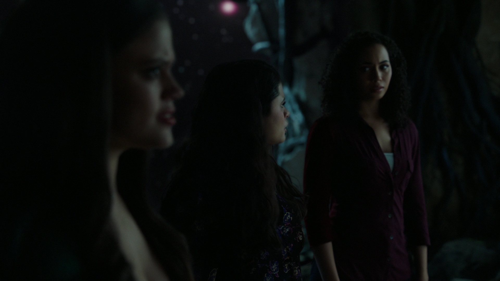 Charmed-Online-dot-nl-Charmed2x13BreakingTheCycle1766.jpg