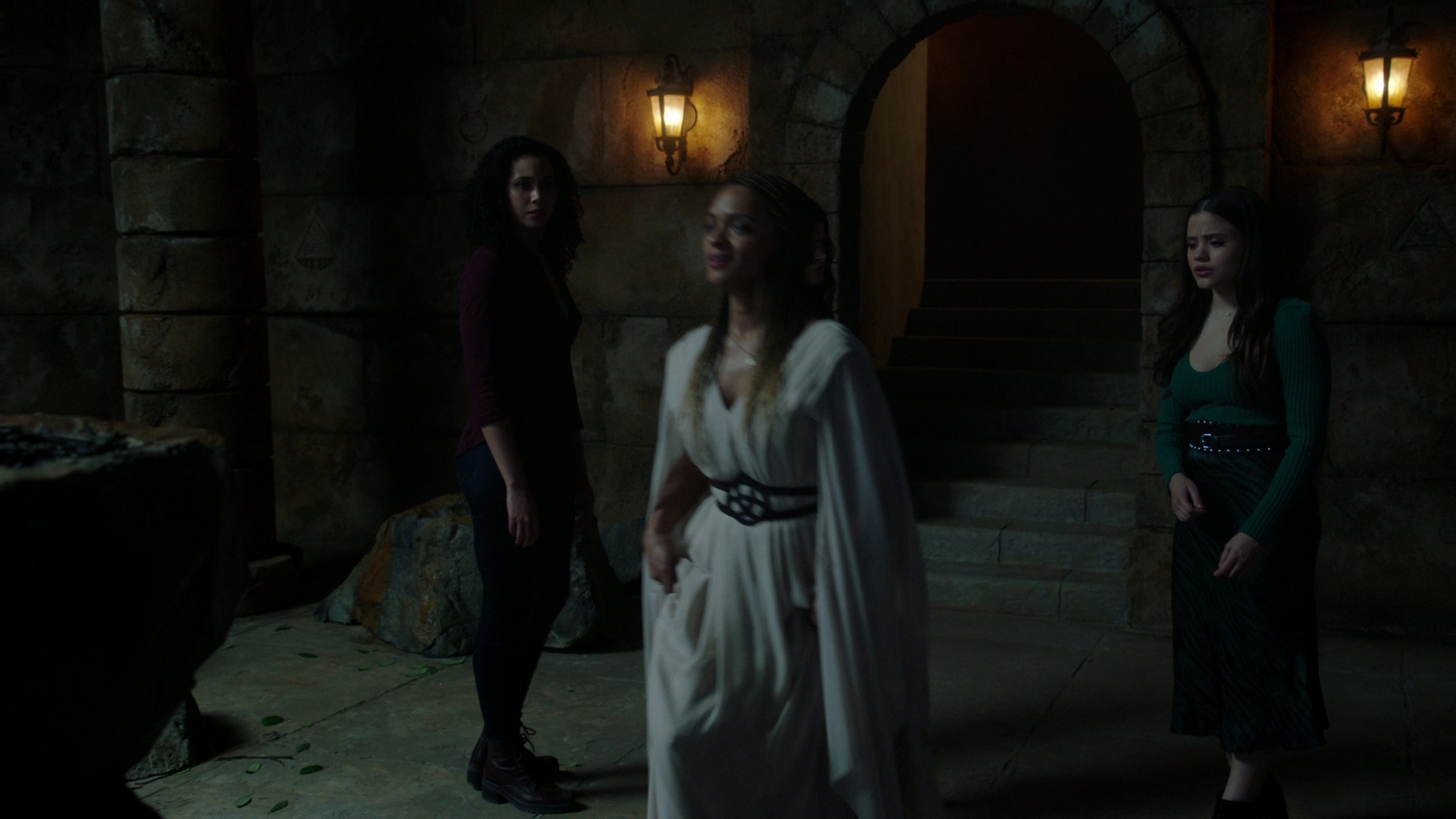 Charmed-Online-dot-nl-Charmed2x13BreakingTheCycle1792.jpg
