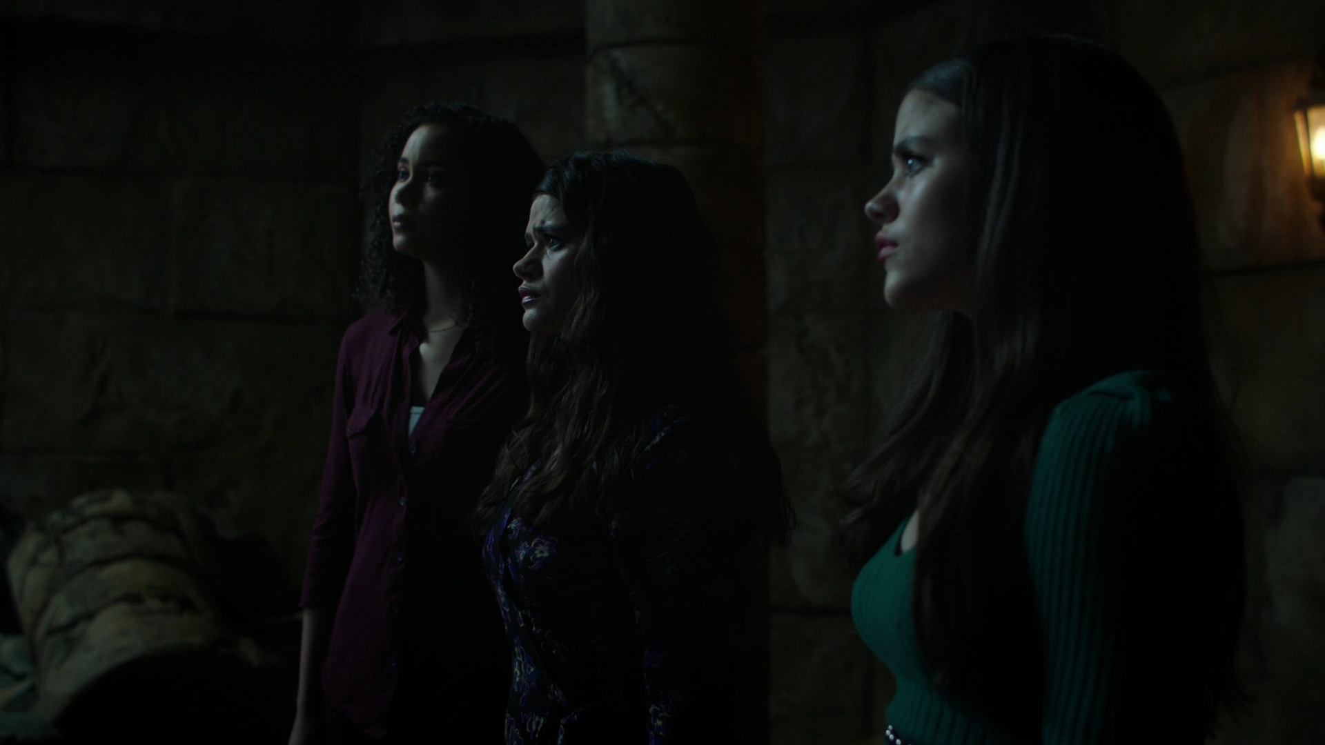 Charmed-Online-dot-nl-Charmed2x13BreakingTheCycle1803.jpg