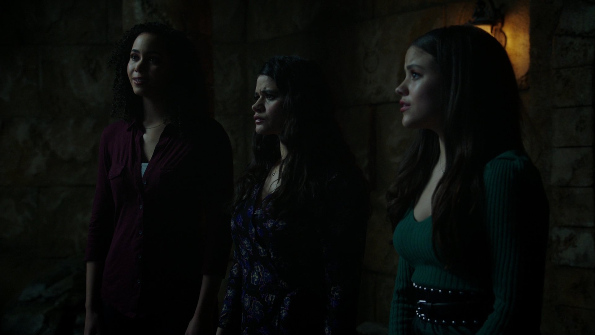 Charmed-Online-dot-nl-Charmed2x13BreakingTheCycle1827.jpg