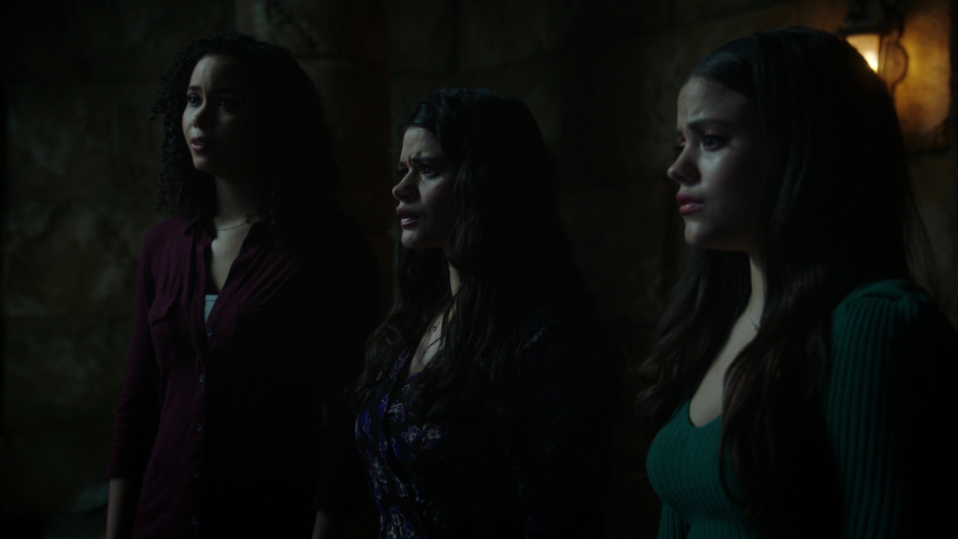 Charmed-Online-dot-nl-Charmed2x13BreakingTheCycle1865.jpg