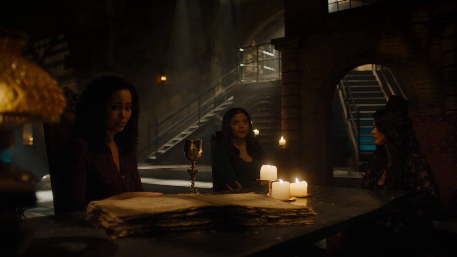 Charmed-Online-dot-nl-Charmed2x13BreakingTheCycle2055.jpg