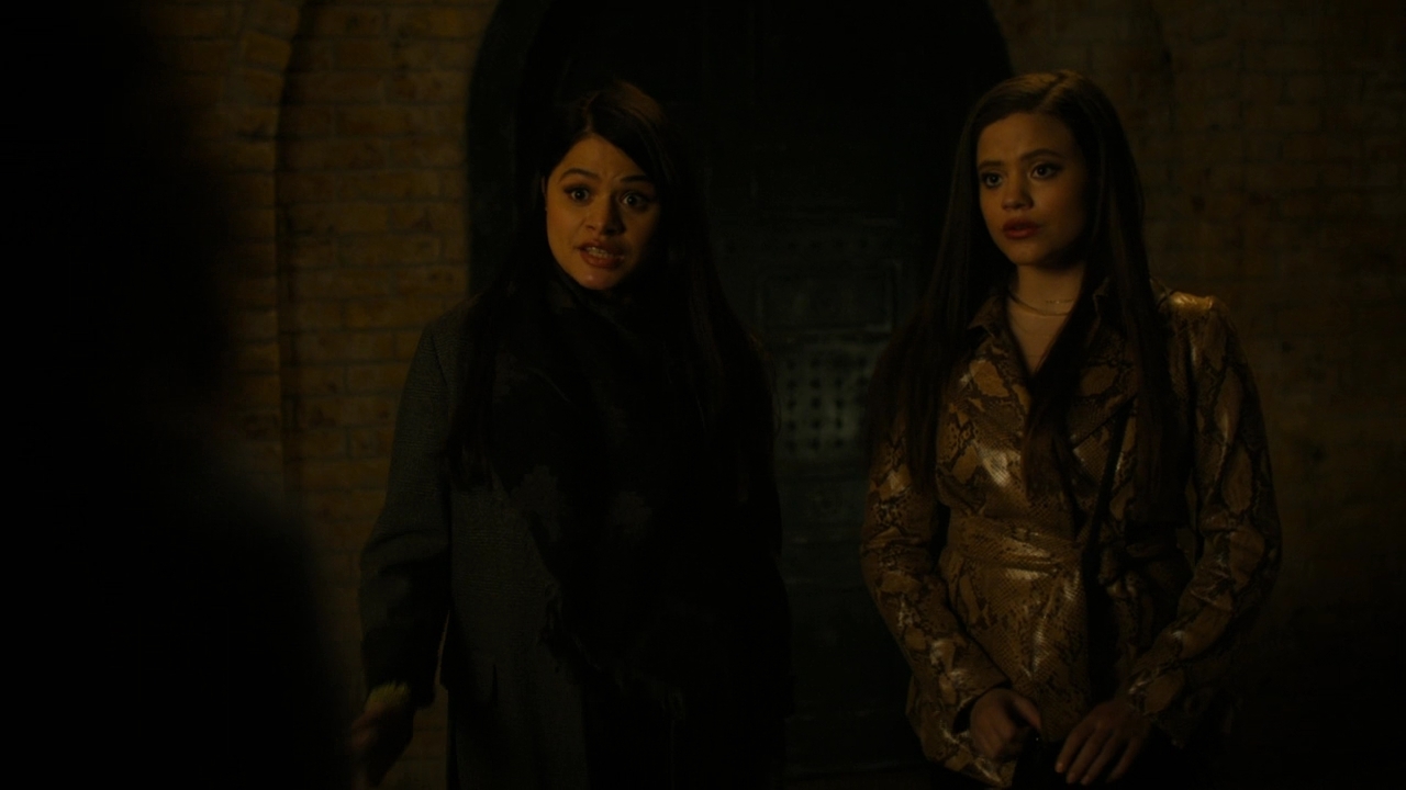 Charmed-Online-dot-nl-Charmed-2x14SuddenDeath0263.jpg
