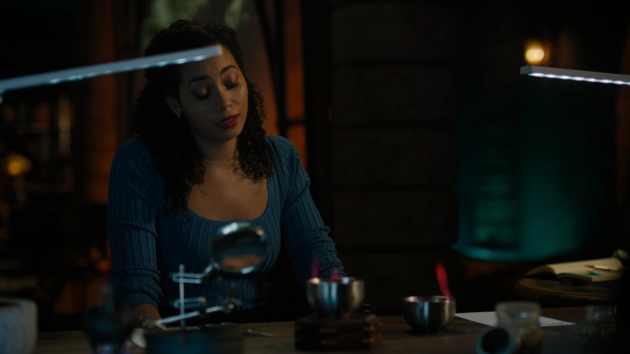 Charmed-Online-dot-nl-Charmed-2x14SuddenDeath0726.jpg Charmed-Online-dot-nl-Charmed-2x14SuddenDeath0726.jpg