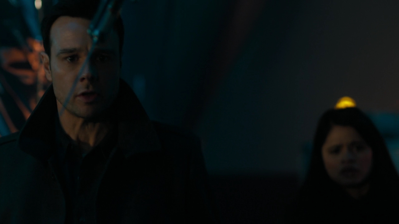 Charmed-Online-dot-nl-Charmed-2x14SuddenDeath1206.jpg Charmed-Online-dot-nl-Charmed-2x14SuddenDeath1206.jpg