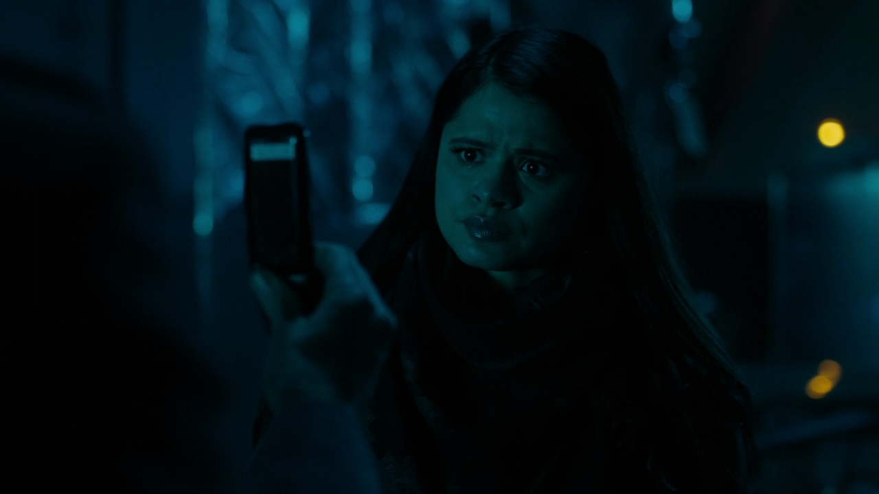 Charmed-Online-dot-nl-Charmed-2x14SuddenDeath1232.jpg Charmed-Online-dot-nl-Charmed-2x14SuddenDeath1232.jpg